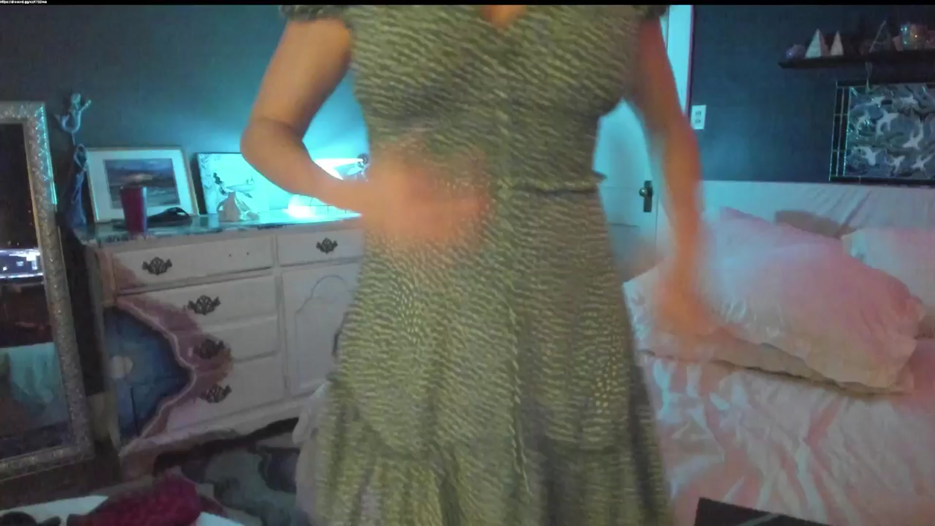 Gallery image thumbnail from SvetlanaSnow's myfreecams stream on, 05/06/2025, 07:27 image 8 of 20