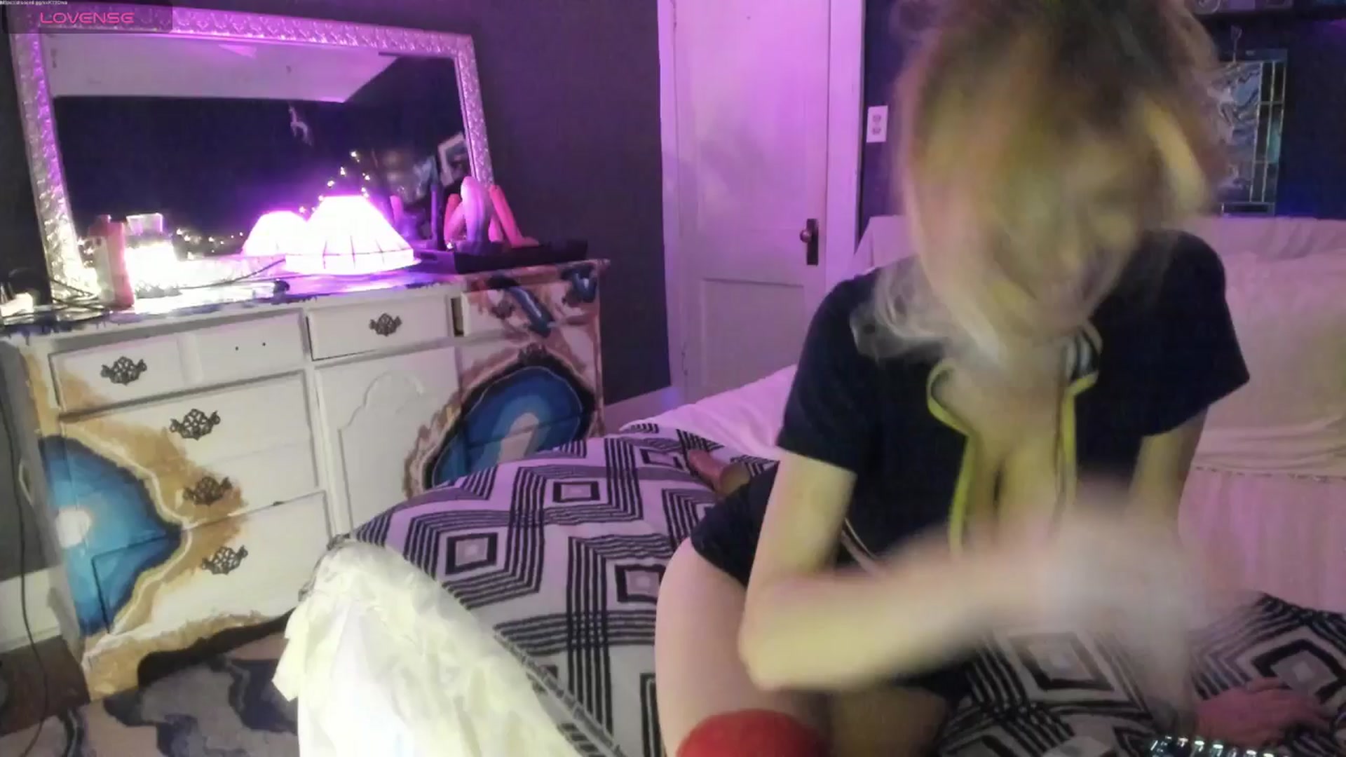 Gallery image thumbnail from SvetlanaSnow's myfreecams stream on, 05/10/2025, 07:51 image 15 of 20