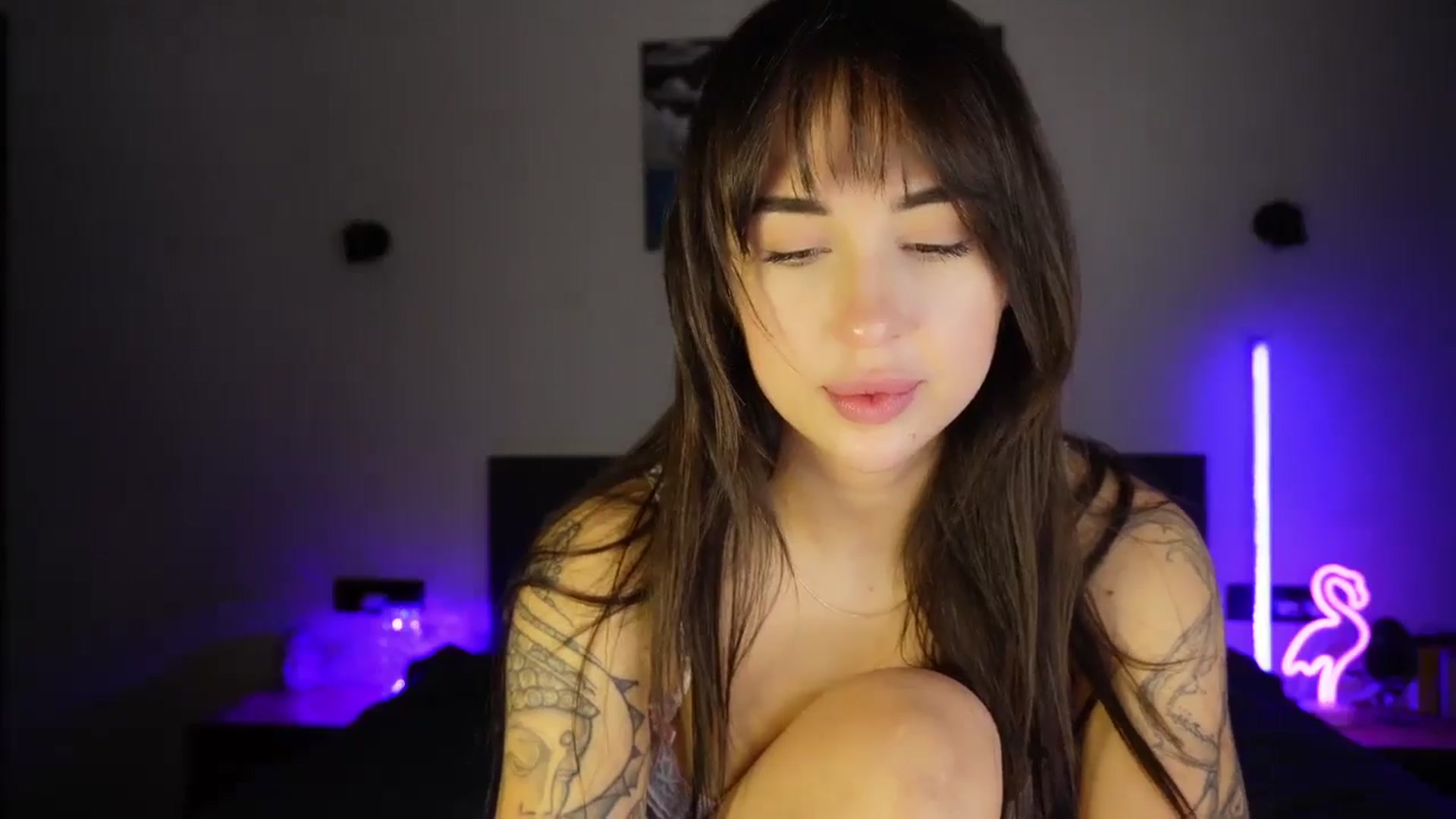 Gallery image thumbnail from SvitLunaa's myfreecams stream on, 01/07/2026, 21:29 image 15 of 20