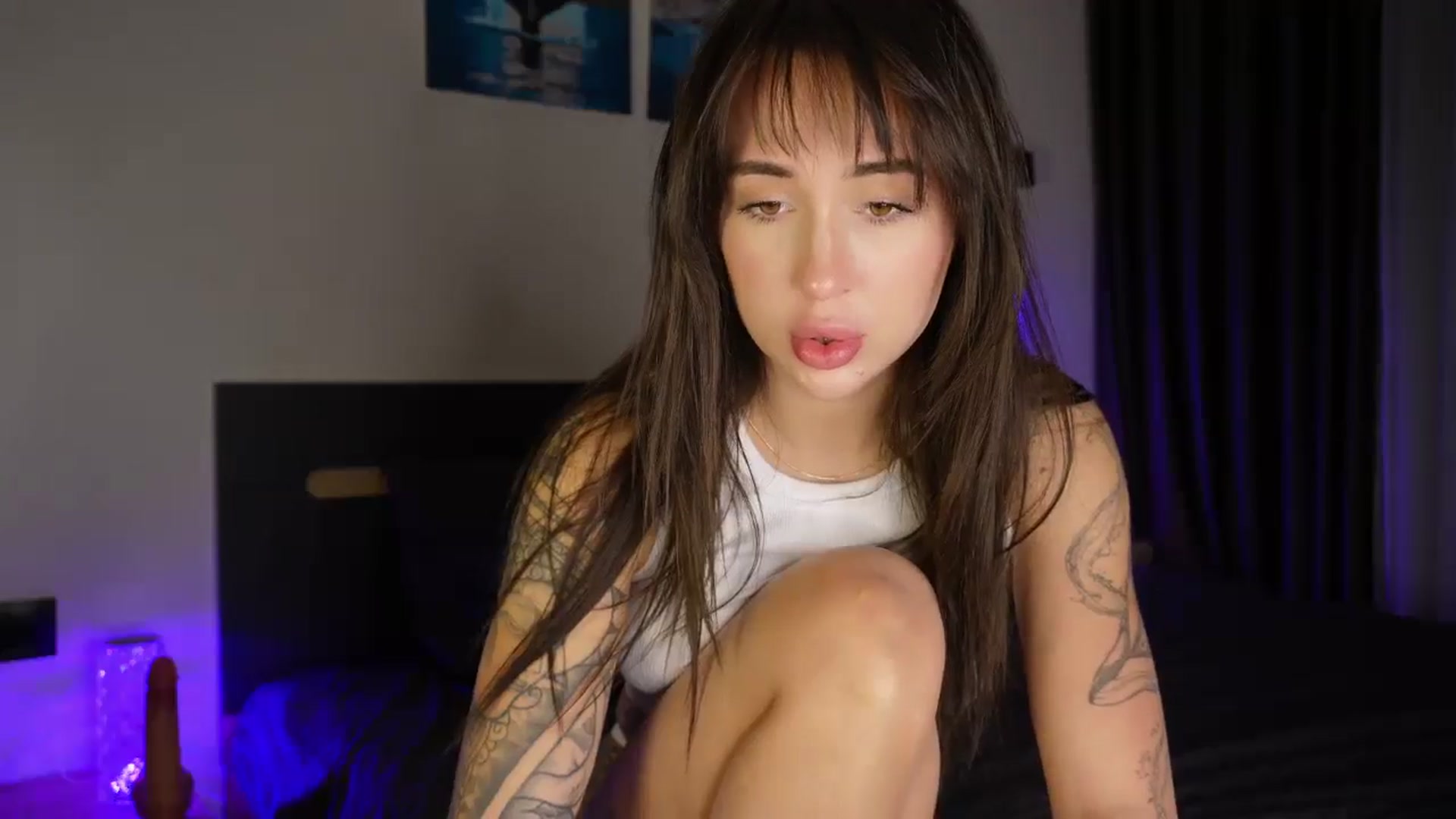 Gallery image thumbnail from SvitLunaa's myfreecams stream on, 01/12/2026, 21:09 image 11 of 20