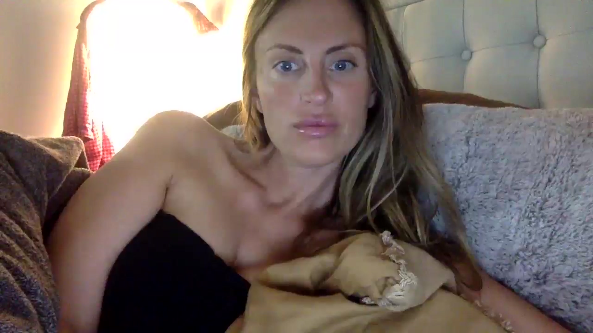 Gallery image thumbnail from Svm3_K1n6's myfreecams stream on, 03/19/2026, 22:25 image 2 of 20