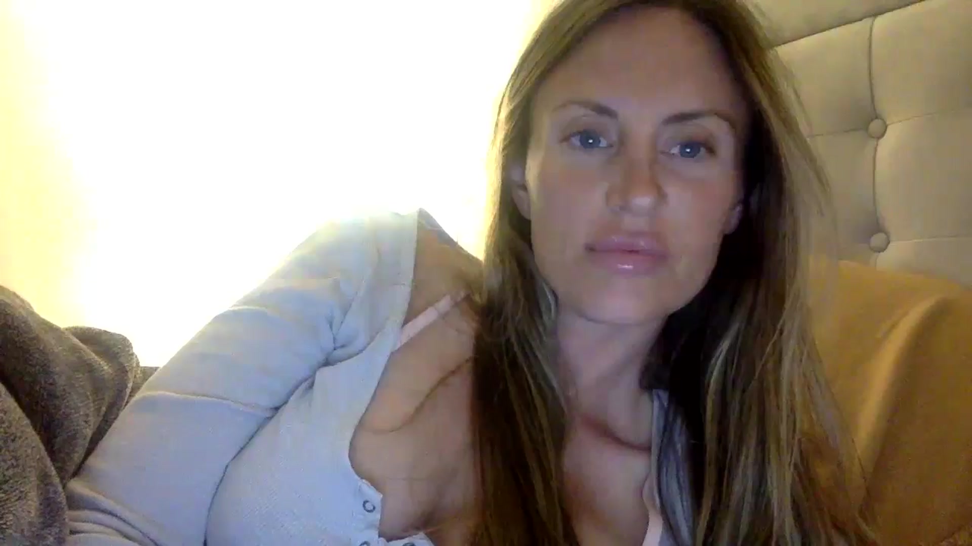 Gallery image thumbnail from Svm3_K1n6's myfreecams stream on, 03/31/2026, 03:23 image 10 of 20