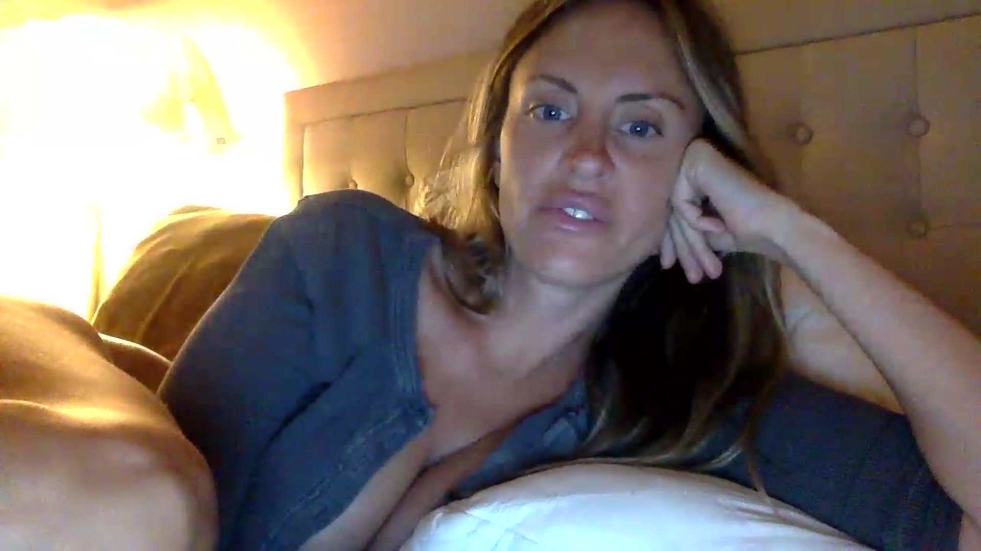 Gallery image thumbnail from Svm3_K1n6's myfreecams stream on, 06/20/2026, 24:10 image 14 of 20