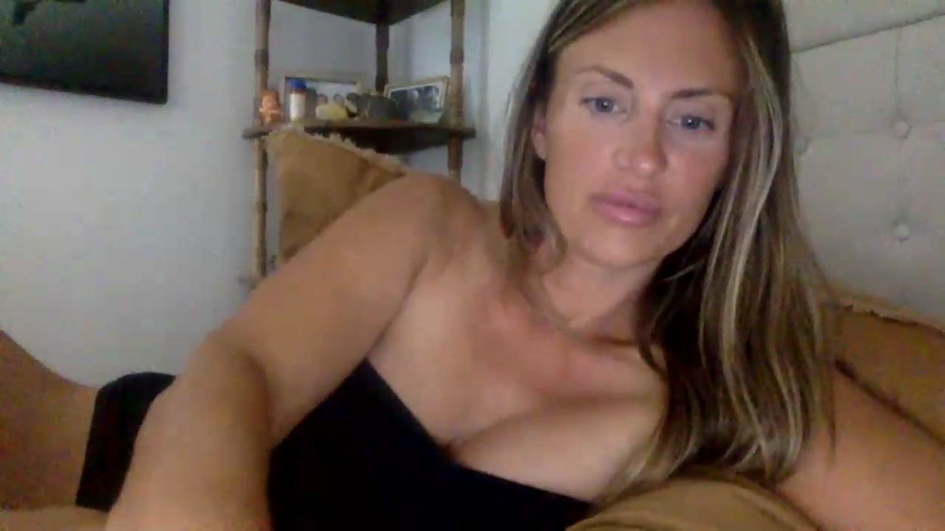 Gallery image thumbnail from Svm3_K1n6's myfreecams stream on, 08/19/2026, 23:09 image 20 of 20