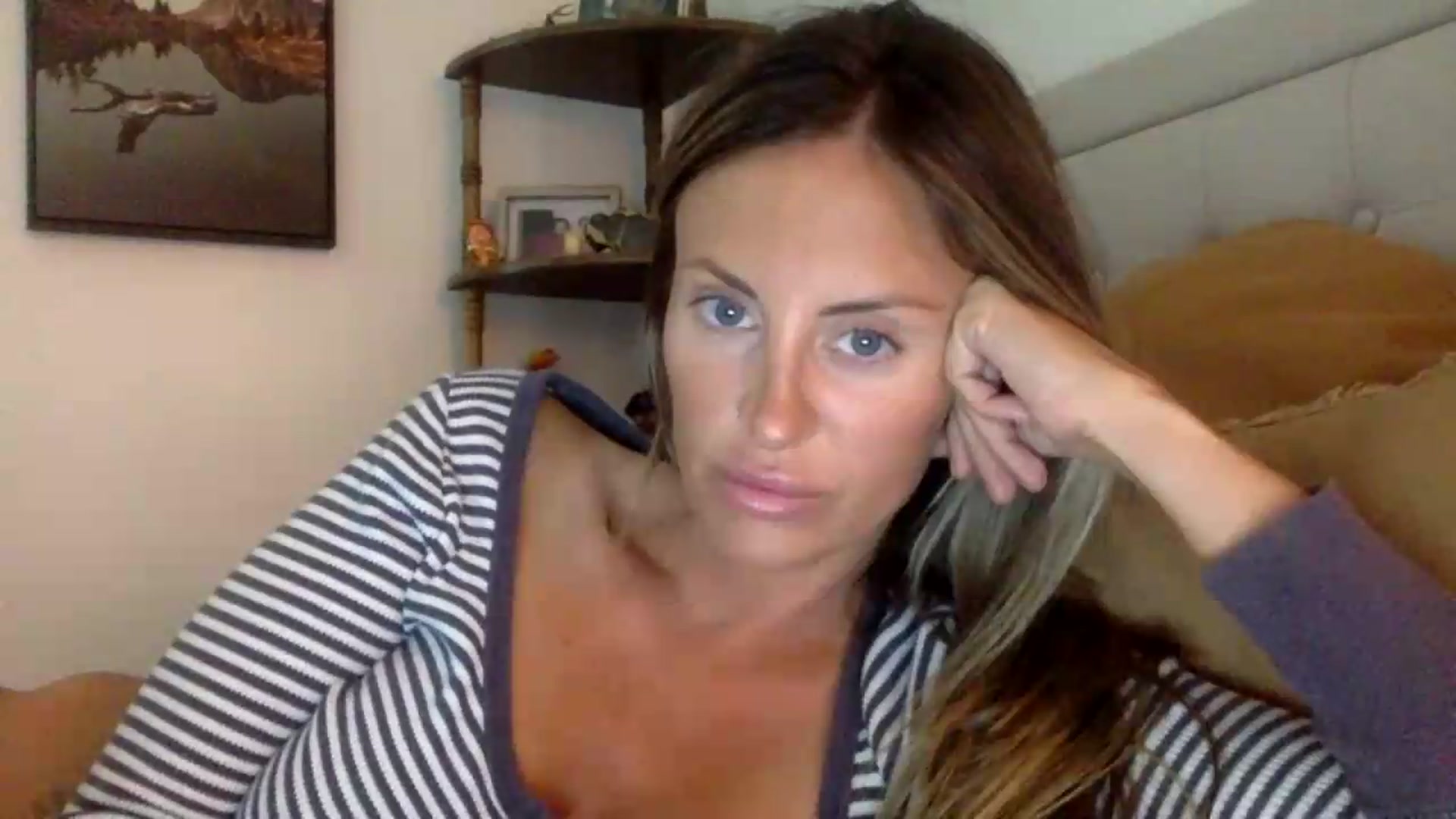 Gallery image thumbnail from Svm3_K1n6's myfreecams stream on, 08/25/2026, 24:15 image 6 of 20