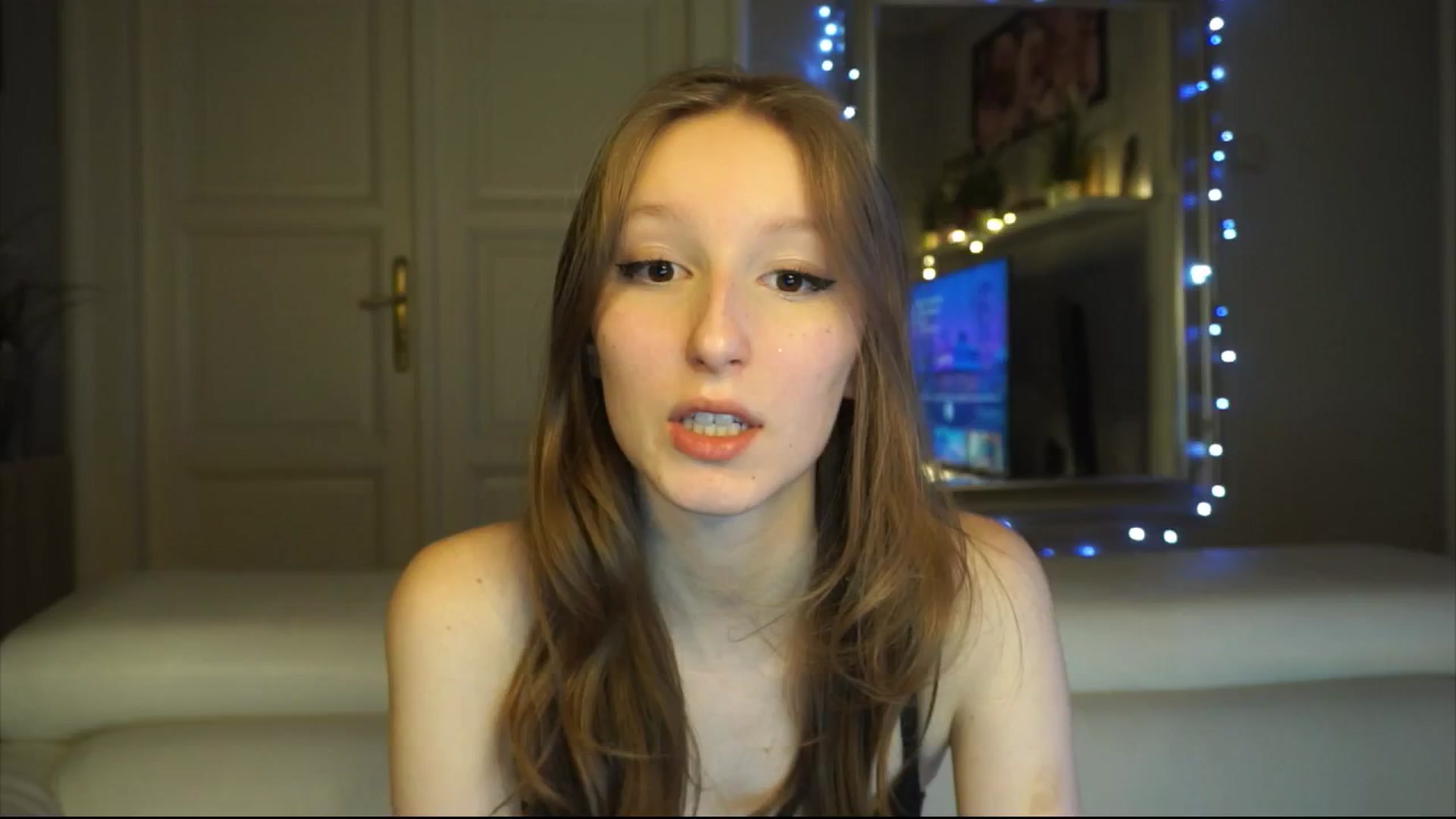 Gallery image thumbnail from Sw33t_g1rl's myfreecams stream on, 01/20/2026, 16:12 image 12 of 20