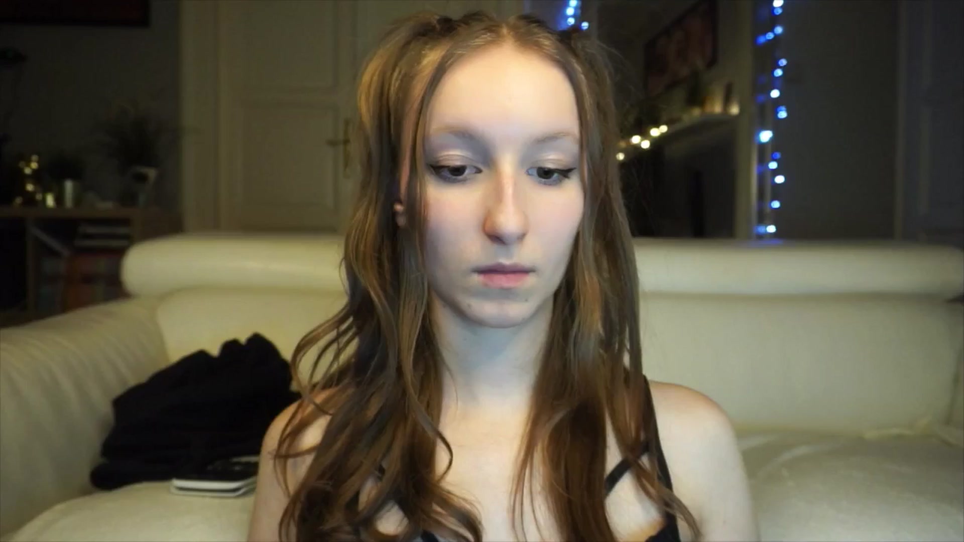 Gallery image thumbnail from Sw33t_g1rl's myfreecams stream on, 01/25/2026, 21:41 image 20 of 20