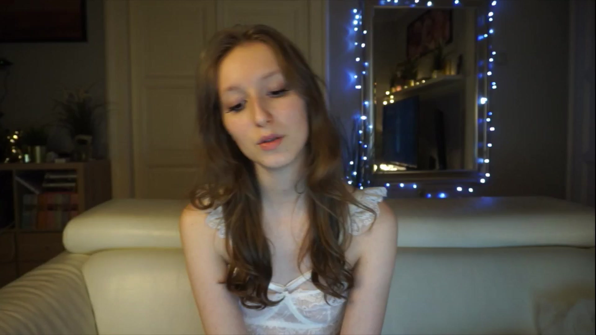Gallery image thumbnail from Sw33t_g1rl's myfreecams stream on, 01/31/2026, 20:30 image 10 of 20