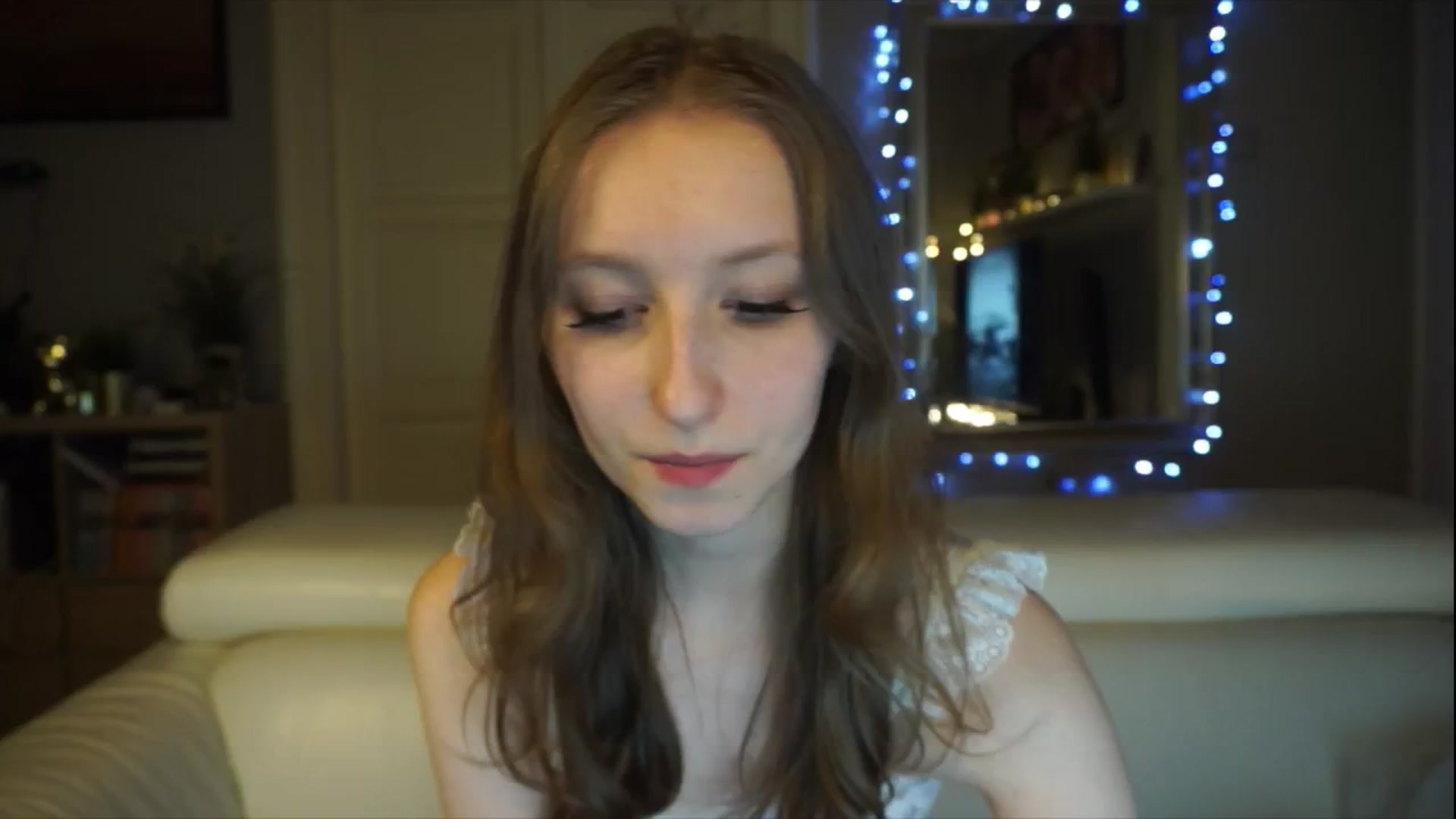 Gallery image thumbnail from Sw33t_g1rl's myfreecams stream on, 01/31/2026, 20:30 image 5 of 20