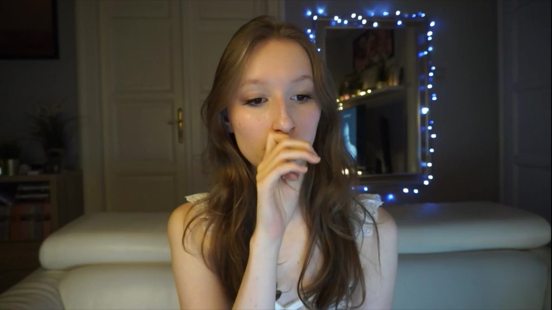 Gallery image thumbnail from Sw33t_g1rl's myfreecams stream on, 02/01/2026, 09:59 image 1 of 20