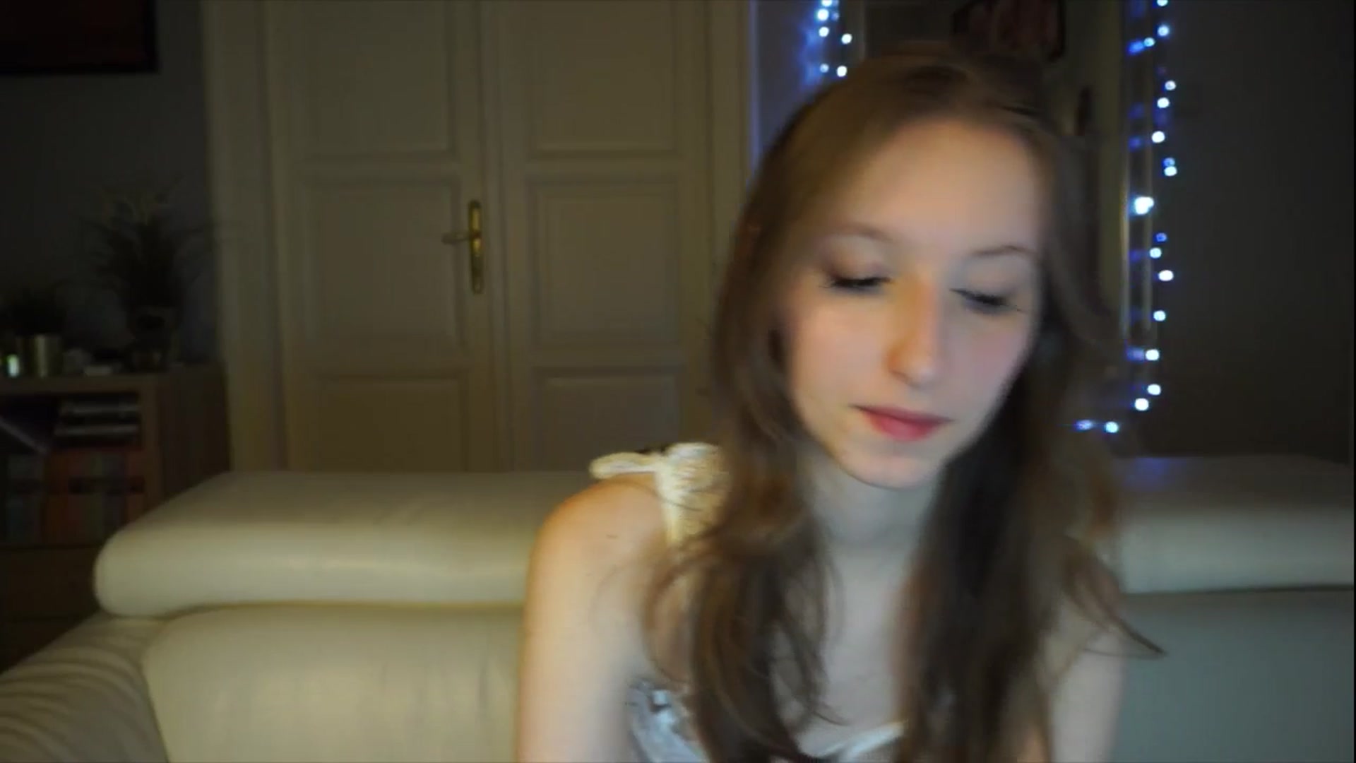 Gallery image thumbnail from Sw33t_g1rl's myfreecams stream on, 02/01/2026, 11:02 image 17 of 20