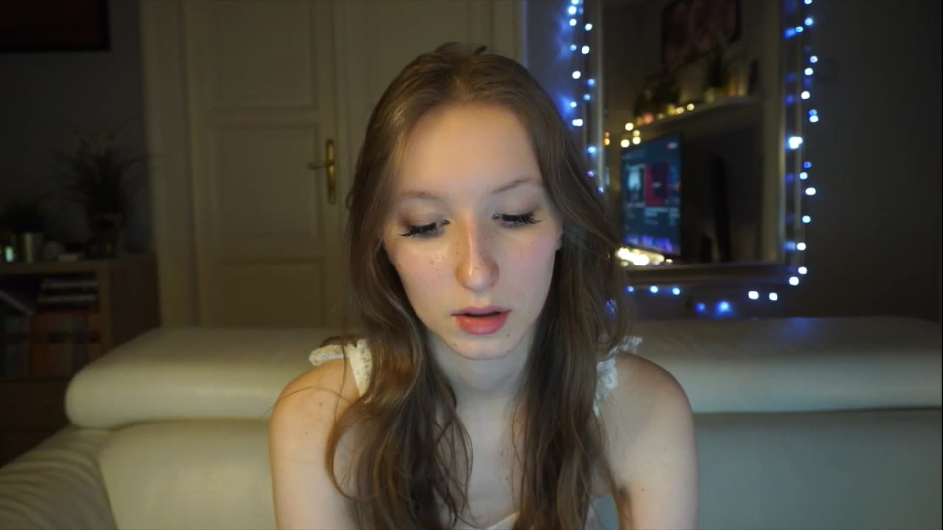 Gallery image thumbnail from Sw33t_g1rl's myfreecams stream on, 02/01/2026, 11:02 image 20 of 20