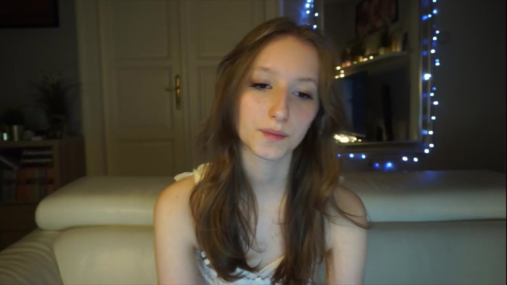 Gallery image thumbnail from Sw33t_g1rl's myfreecams stream on, 02/01/2026, 11:02 image 8 of 20