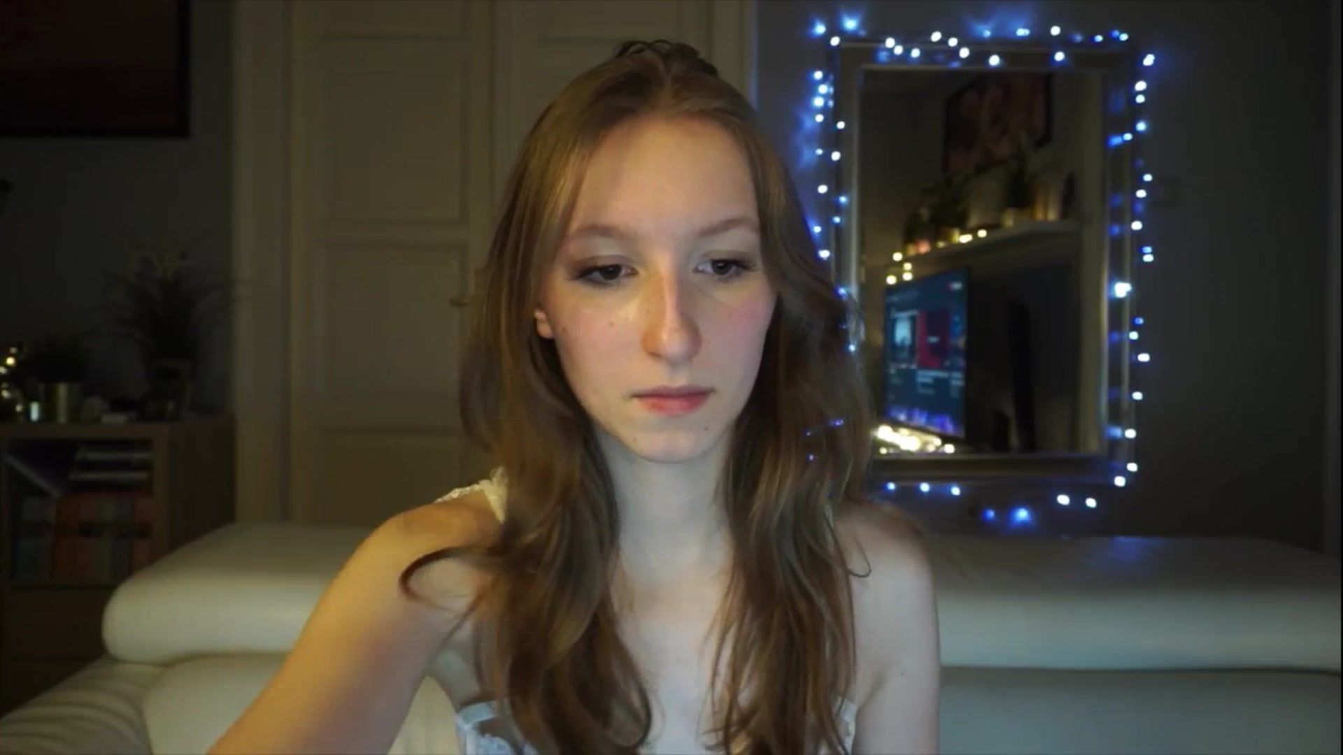 Gallery image thumbnail from Sw33t_g1rl's myfreecams stream on, 02/01/2026, 12:25 image 3 of 20