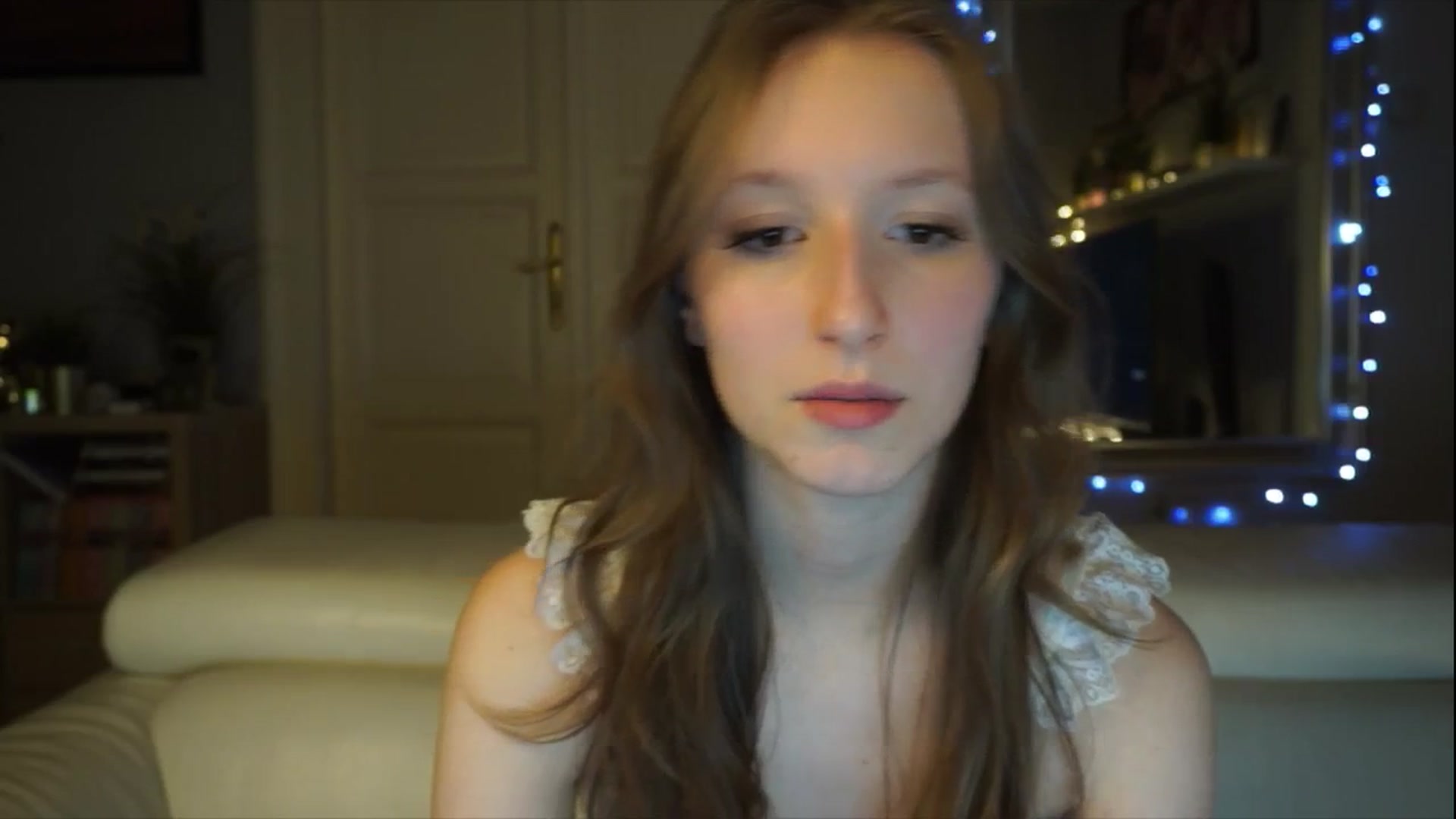 Gallery image thumbnail from Sw33t_g1rl's myfreecams stream on, 02/01/2026, 13:14 image 10 of 20