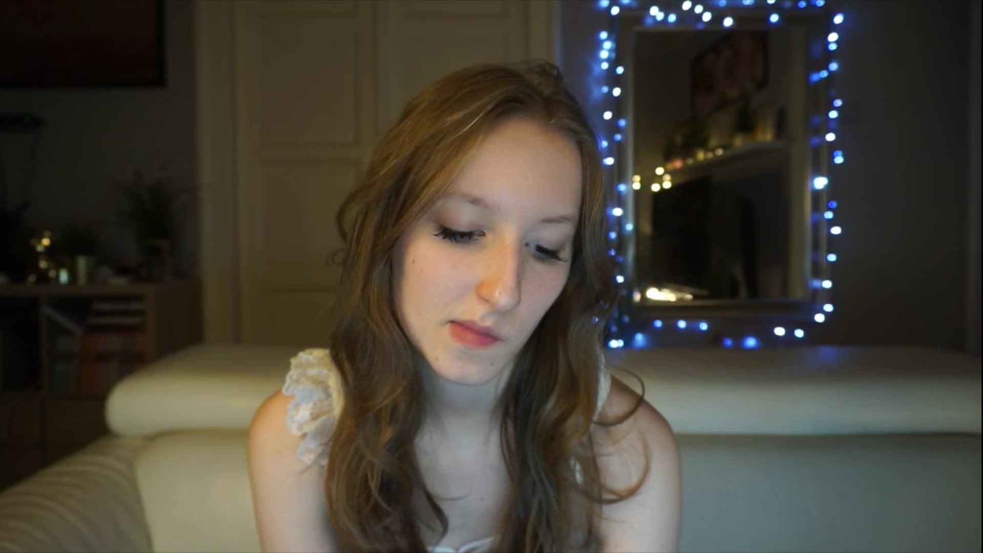 Gallery image thumbnail from Sw33t_g1rl's myfreecams stream on, 02/01/2026, 15:06 image 16 of 20