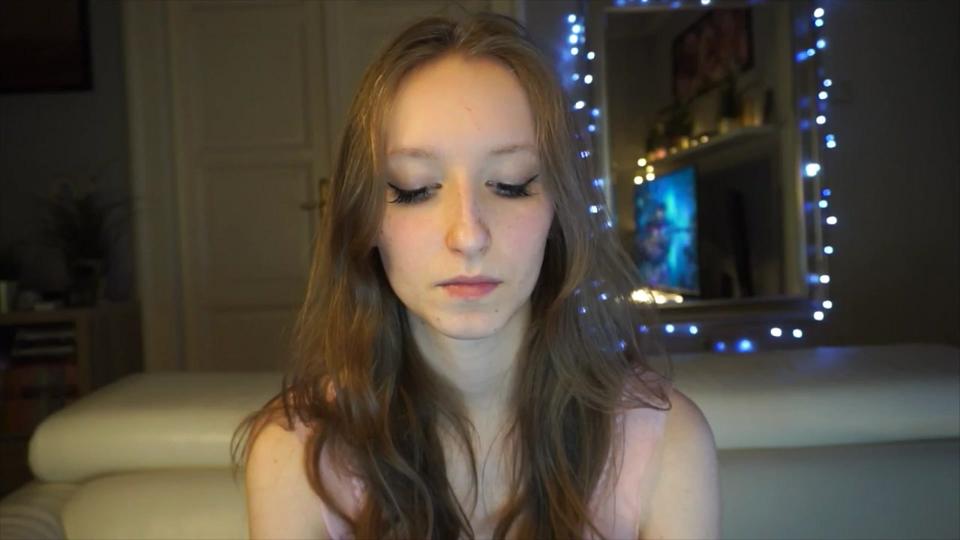 Gallery image thumbnail from Sw33t_g1rl's myfreecams stream on, 02/02/2026, 19:35 image 11 of 20