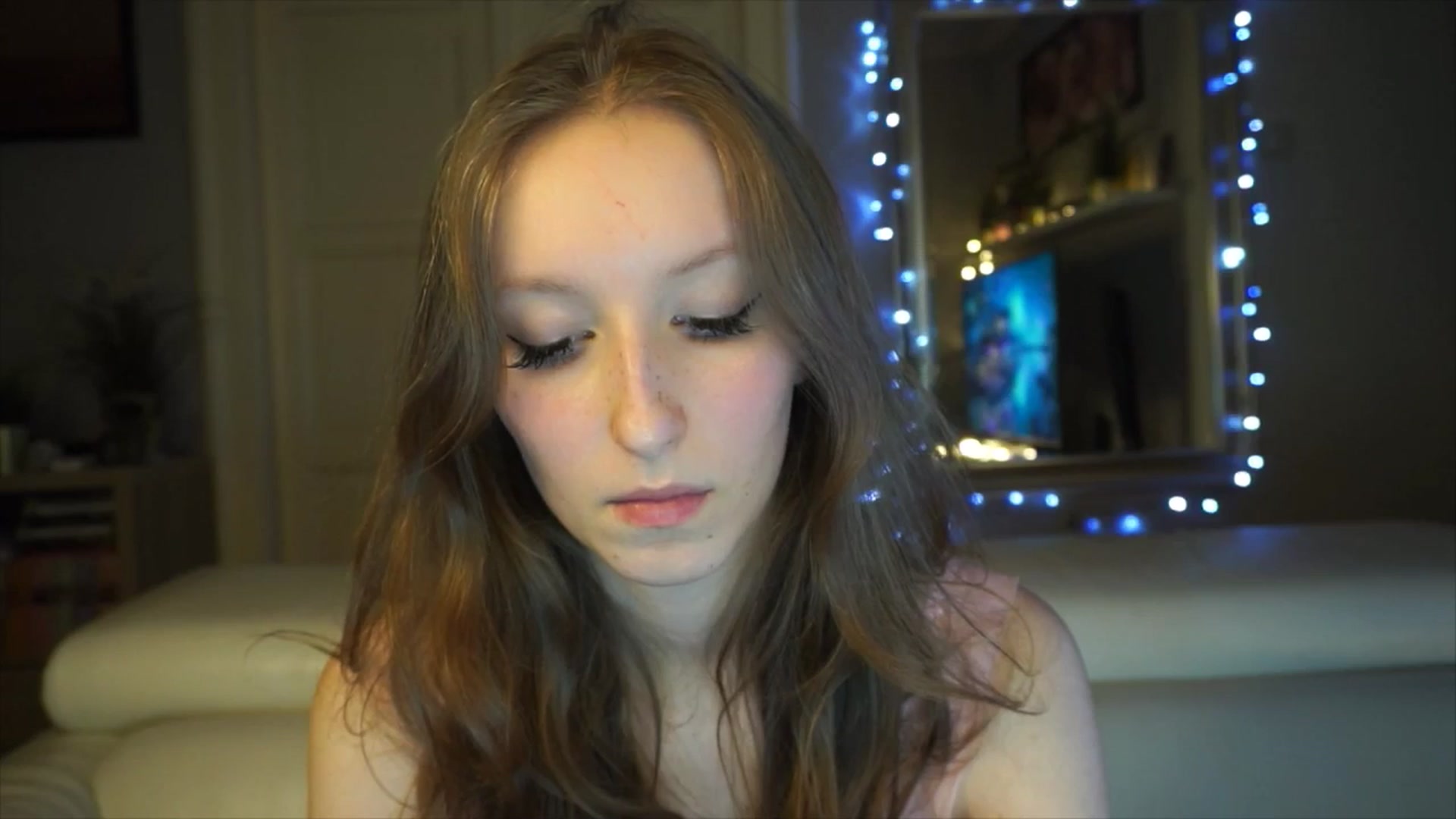 Gallery image thumbnail from Sw33t_g1rl's myfreecams stream on, 02/02/2026, 19:35 image 9 of 20