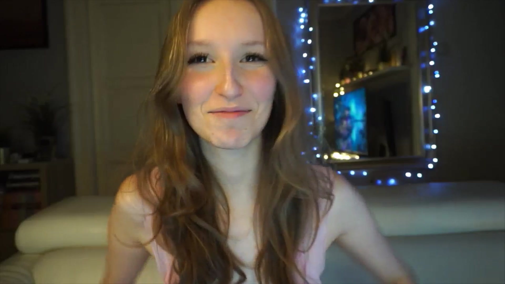 Gallery image thumbnail from Sw33t_g1rl's myfreecams stream on, 02/02/2026, 19:35 image 10 of 20