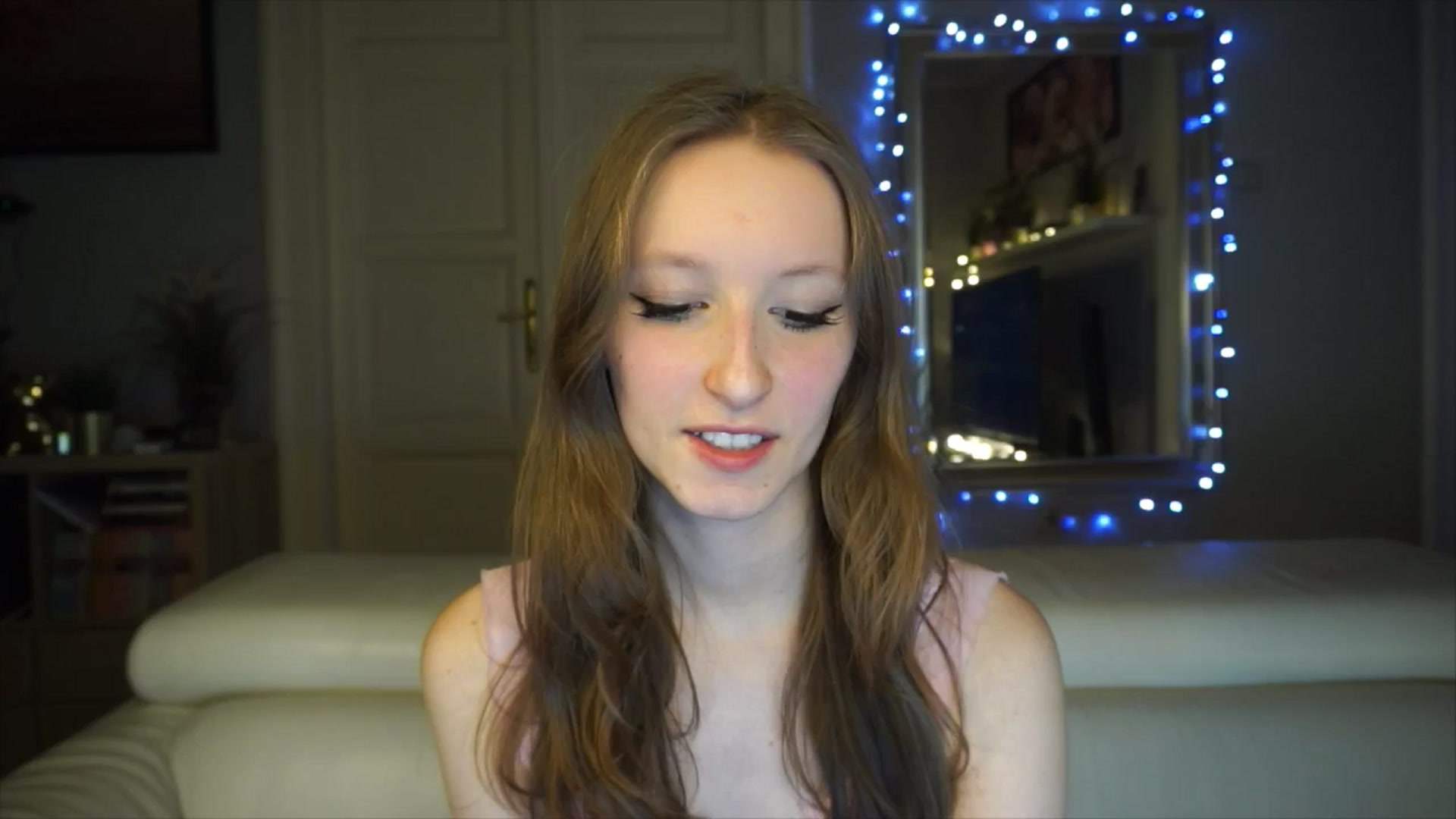 Gallery image thumbnail from Sw33t_g1rl's myfreecams stream on, 02/04/2026, 19:34 image 11 of 20
