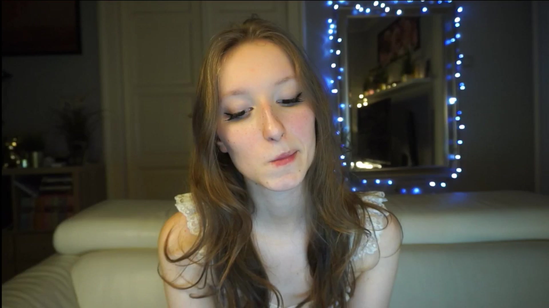 Gallery image thumbnail from Sw33t_g1rl's myfreecams stream on, 02/05/2026, 19:41 image 3 of 20