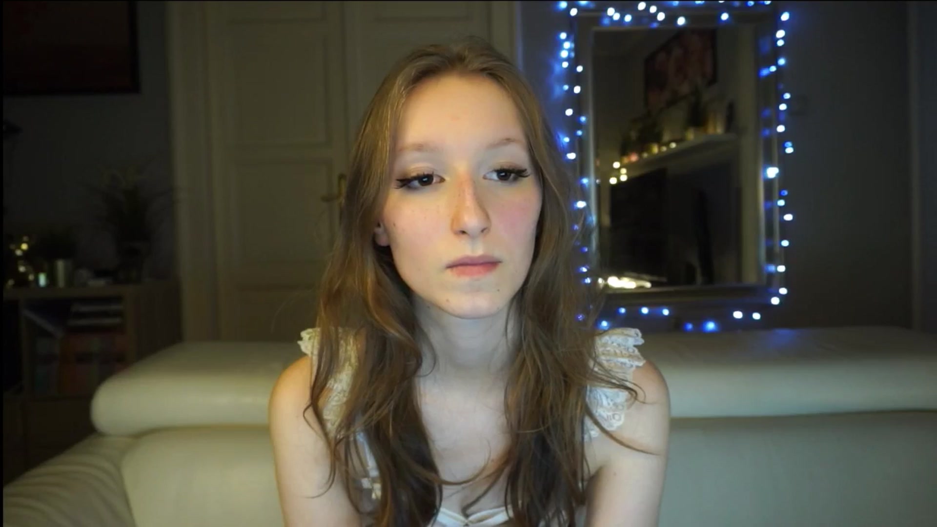 Gallery image thumbnail from Sw33t_g1rl's myfreecams stream on, 02/05/2026, 19:41 image 5 of 20
