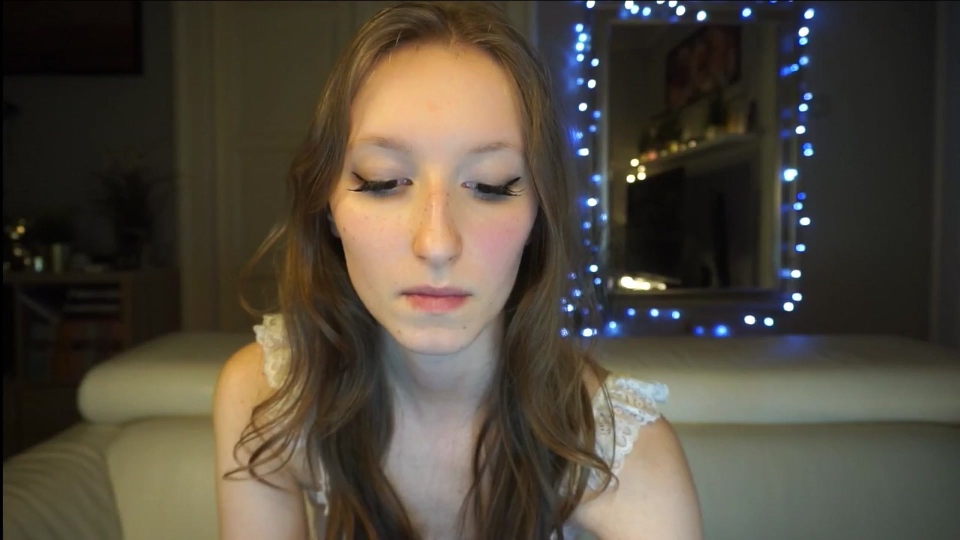 Gallery image thumbnail from Sw33t_g1rl's myfreecams stream on, 02/05/2026, 19:41 image 13 of 20