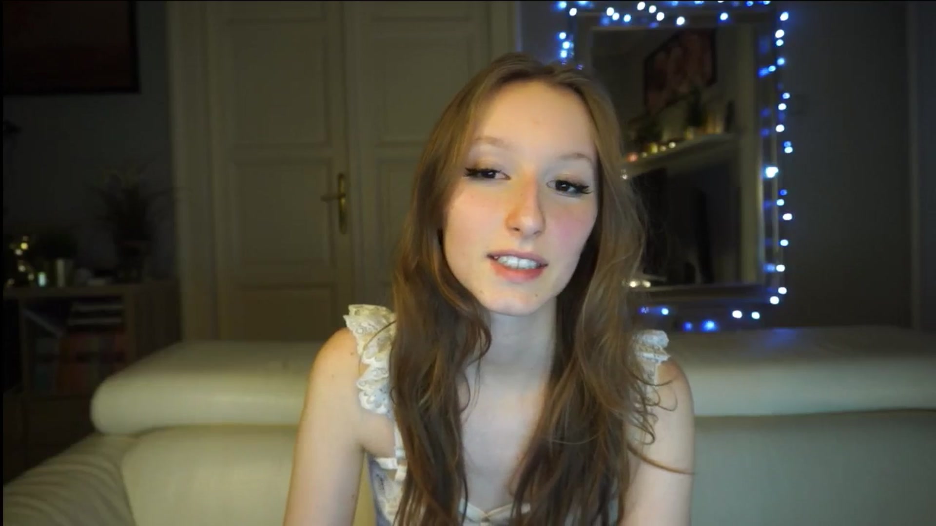 Gallery image thumbnail from Sw33t_g1rl's myfreecams stream on, 02/05/2026, 19:41 image 6 of 20