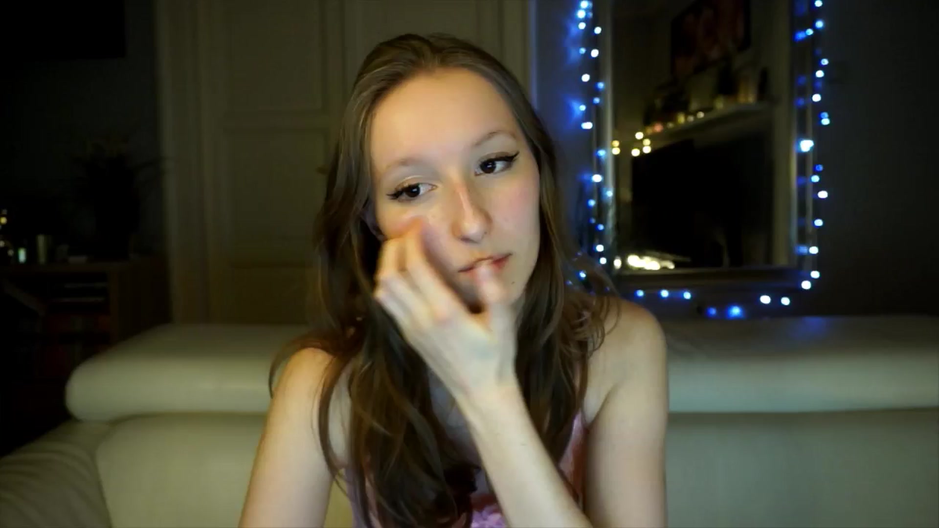 Gallery image thumbnail from Sw33t_g1rl's myfreecams stream on, 02/07/2026, 21:28 image 20 of 20