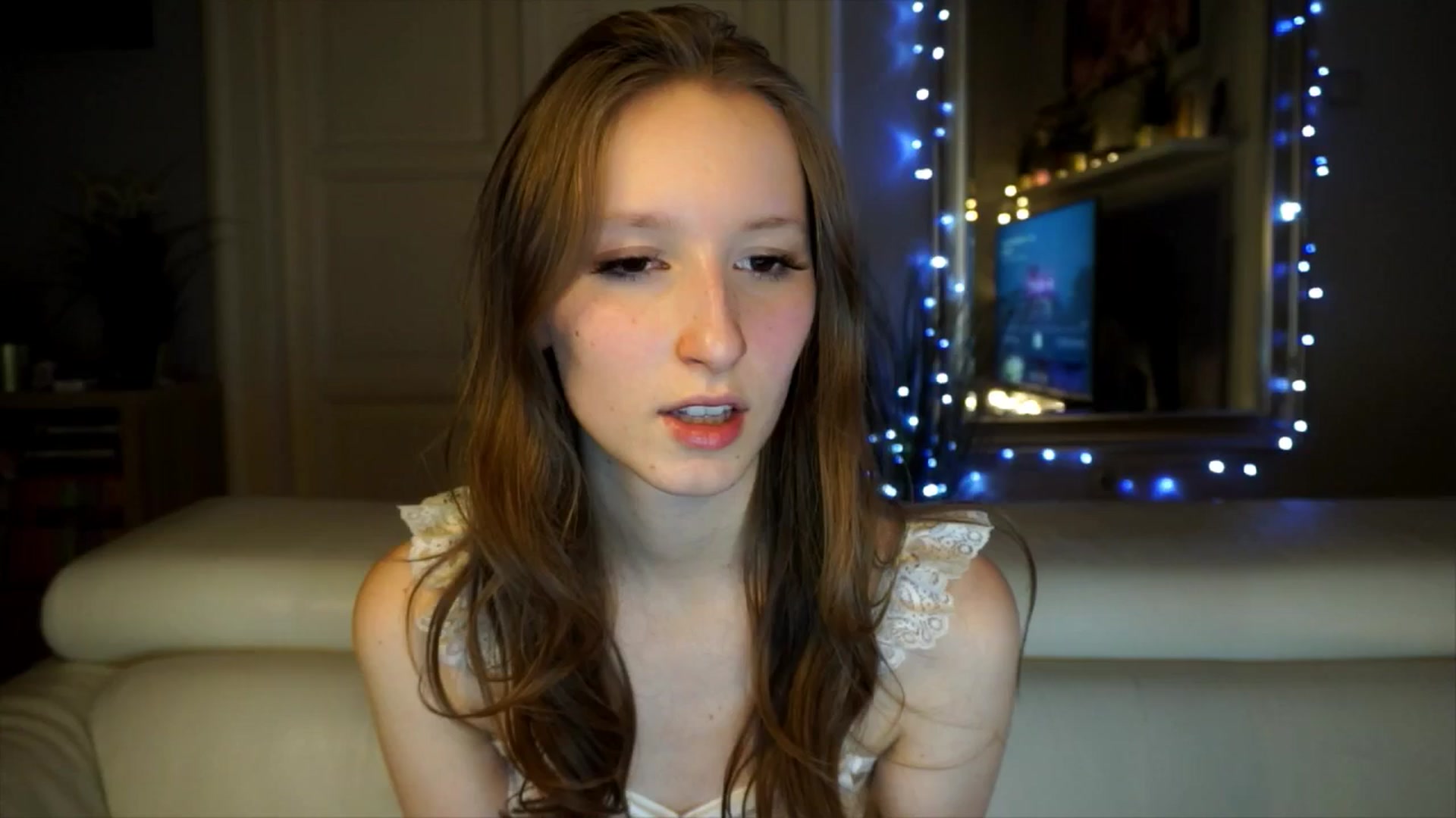 Gallery image thumbnail from Sw33t_g1rl's myfreecams stream on, 02/08/2026, 18:41 image 15 of 20