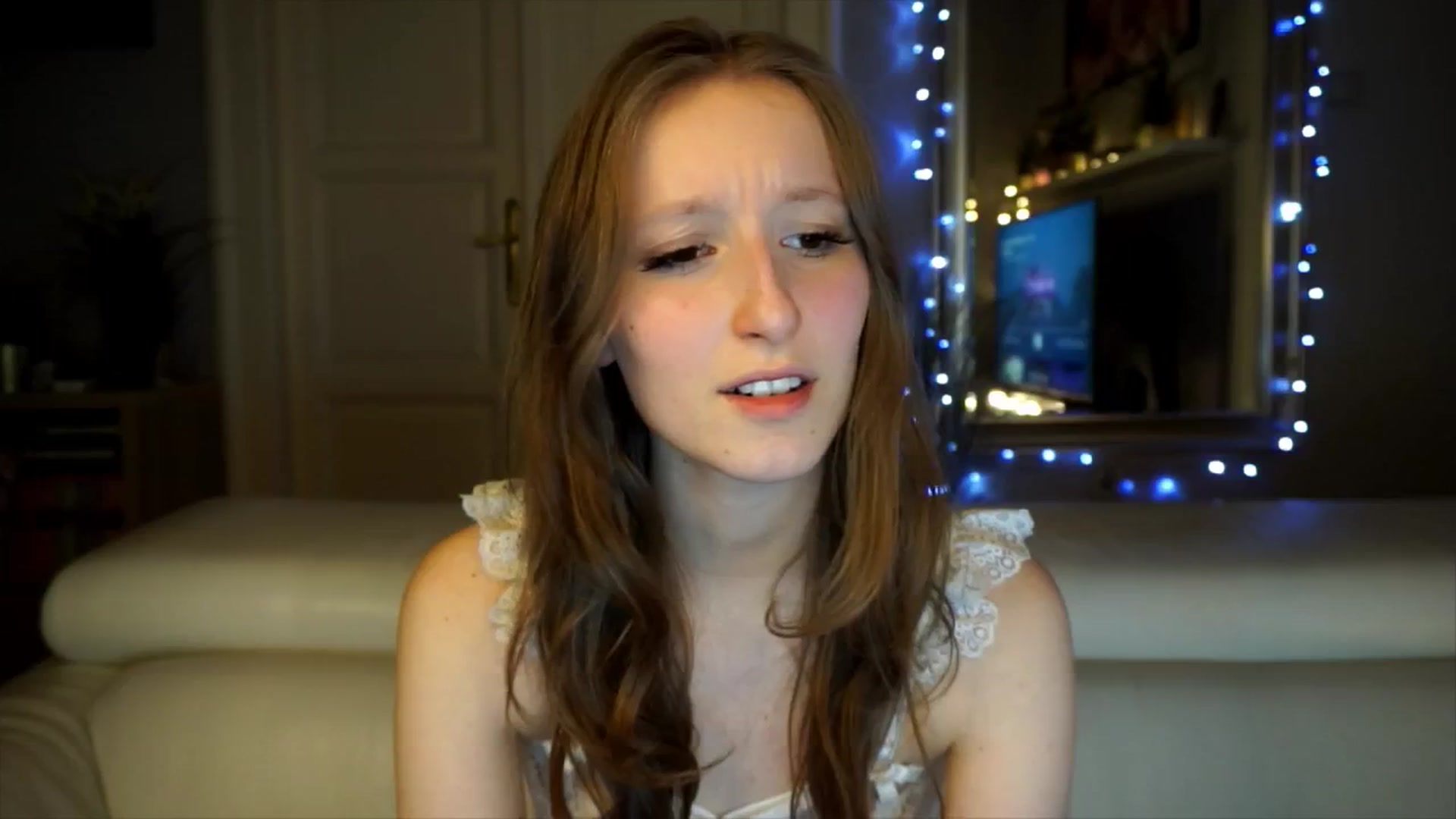 Gallery image thumbnail from Sw33t_g1rl's myfreecams stream on, 02/08/2026, 18:41 image 19 of 20