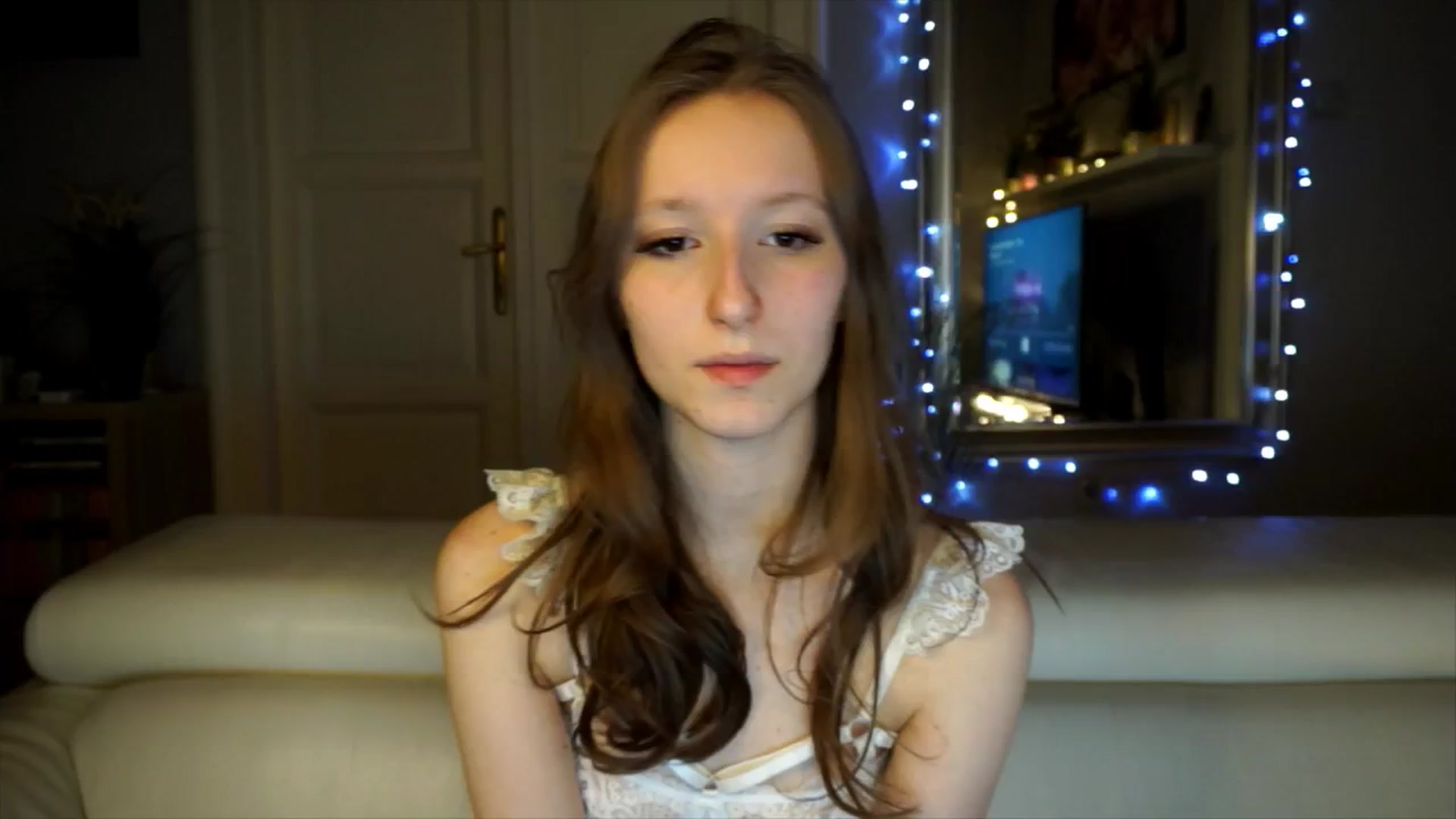 Gallery image thumbnail from Sw33t_g1rl's myfreecams stream on, 02/08/2026, 18:41 image 1 of 20