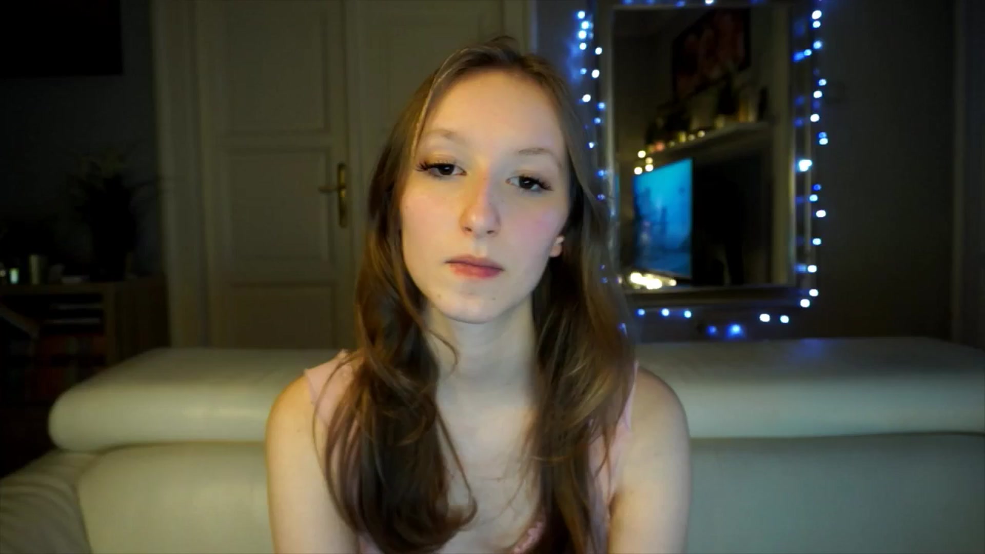 Gallery image thumbnail from Sw33t_g1rl's myfreecams stream on, 02/09/2026, 18:31 image 1 of 20