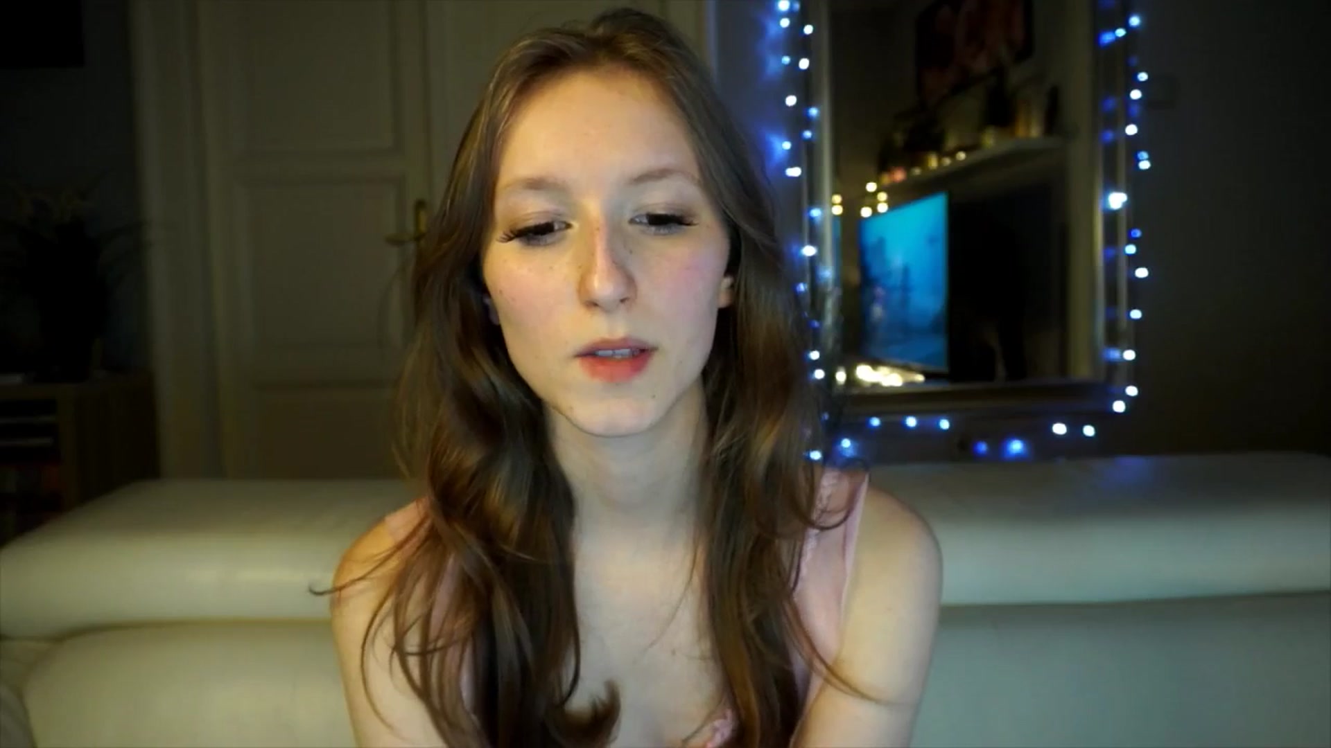 Gallery image thumbnail from Sw33t_g1rl's myfreecams stream on, 02/09/2026, 18:31 image 5 of 20