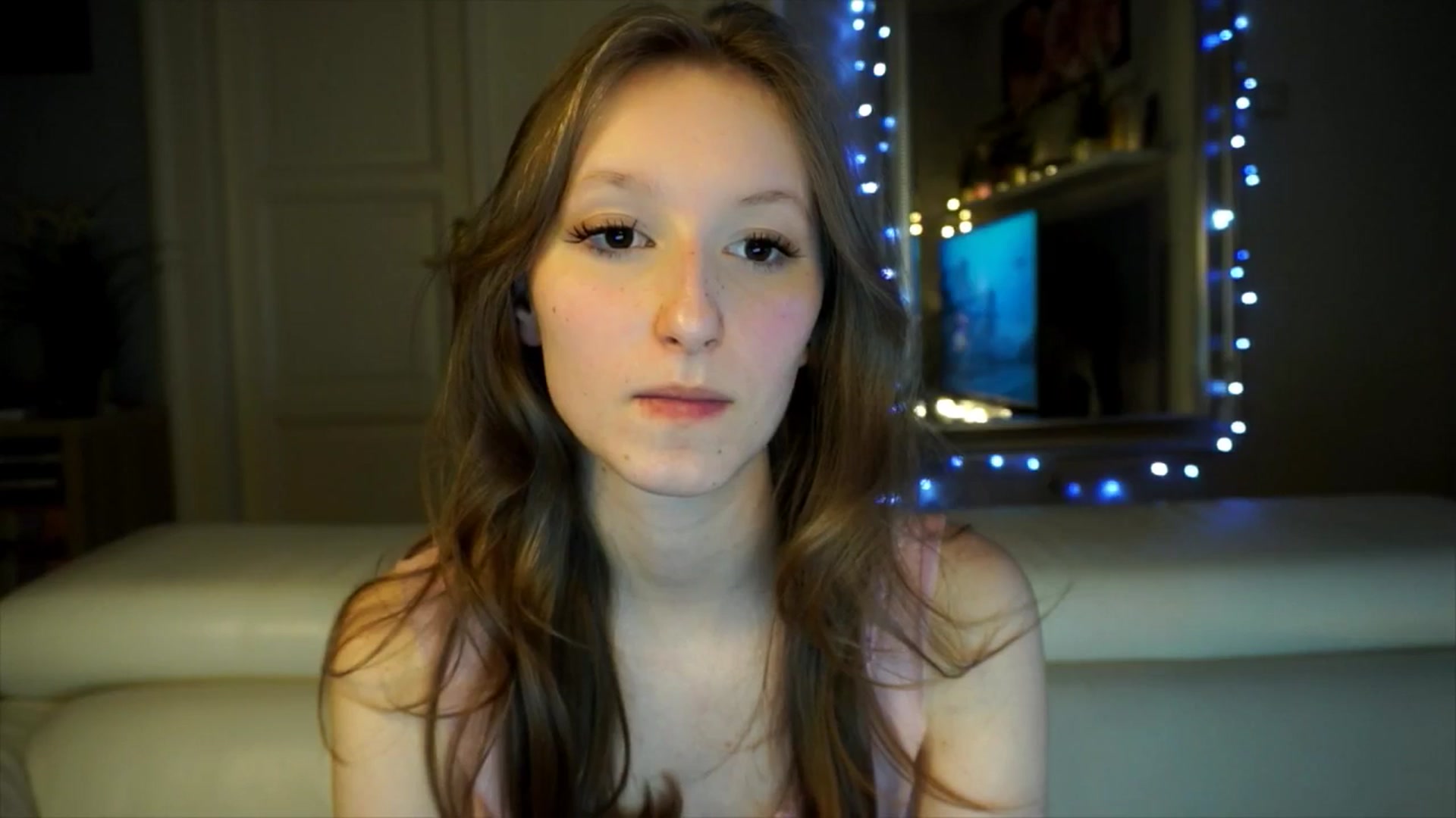 Gallery image thumbnail from Sw33t_g1rl's myfreecams stream on, 02/09/2026, 18:31 image 3 of 20