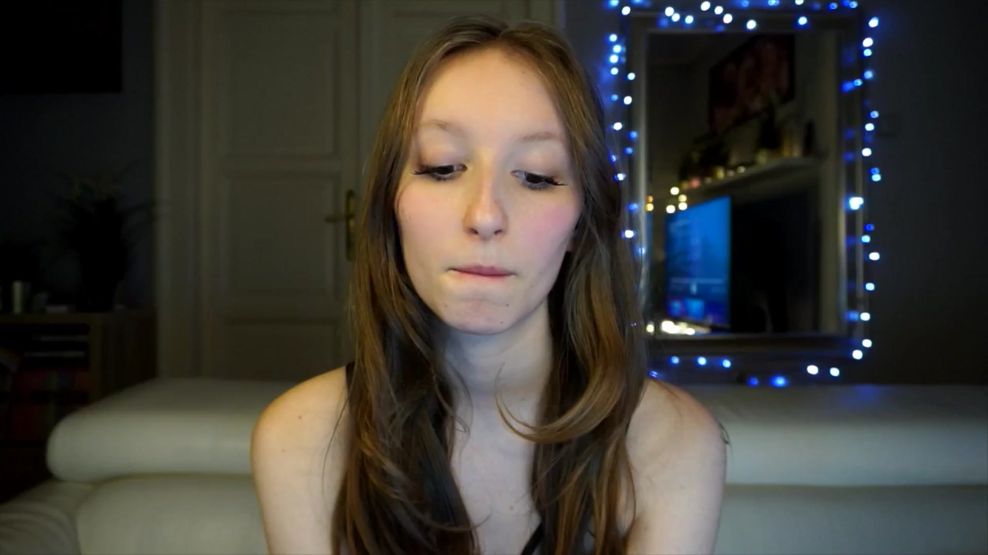 Gallery image thumbnail from Sw33t_g1rl's myfreecams stream on, 02/10/2026, 18:05 image 16 of 20