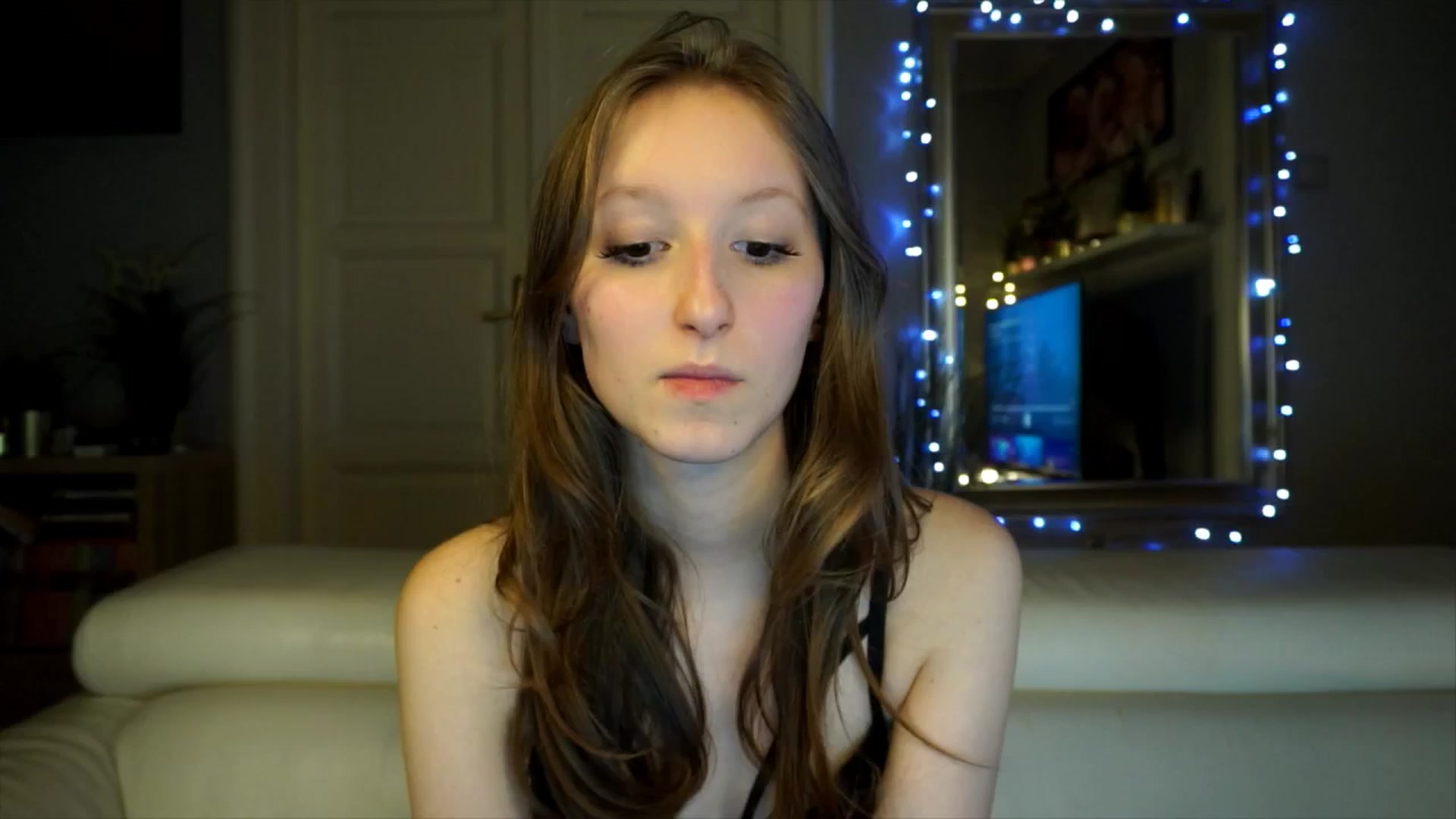 Gallery image thumbnail from Sw33t_g1rl's myfreecams stream on, 02/10/2026, 18:05 image 19 of 20
