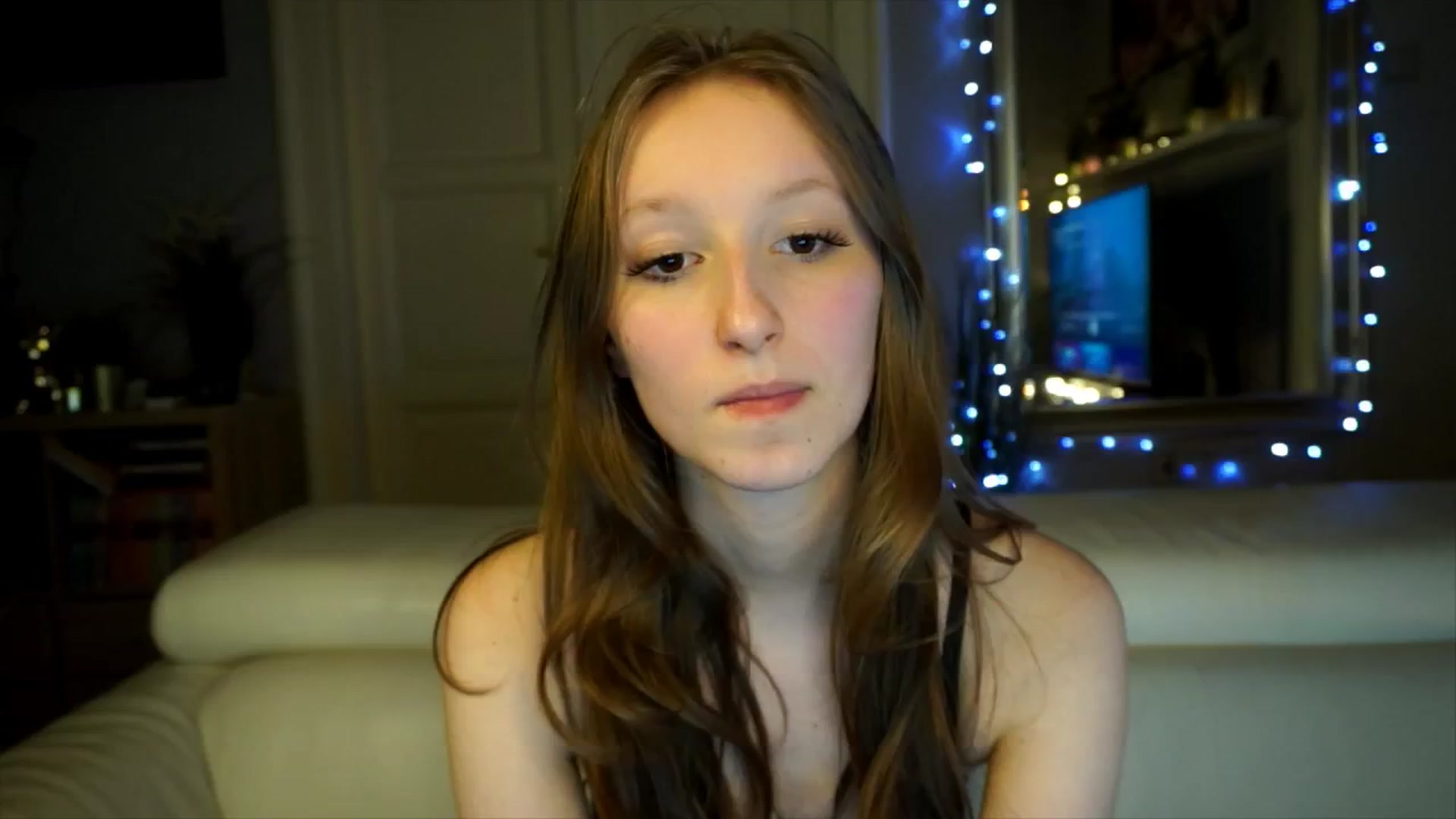 Gallery image thumbnail from Sw33t_g1rl's myfreecams stream on, 02/10/2026, 19:11 image 5 of 20