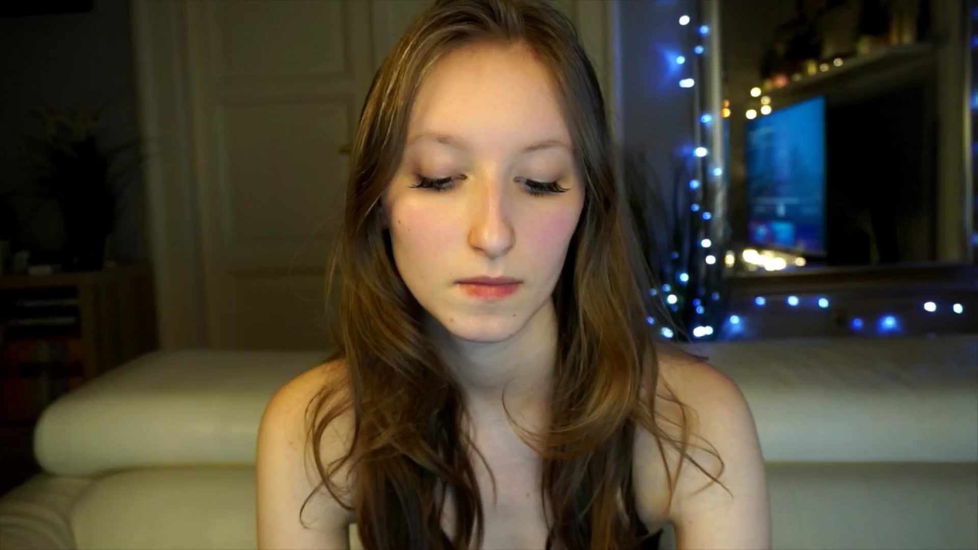 Gallery image thumbnail from Sw33t_g1rl's myfreecams stream on, 02/10/2026, 19:11 image 11 of 20