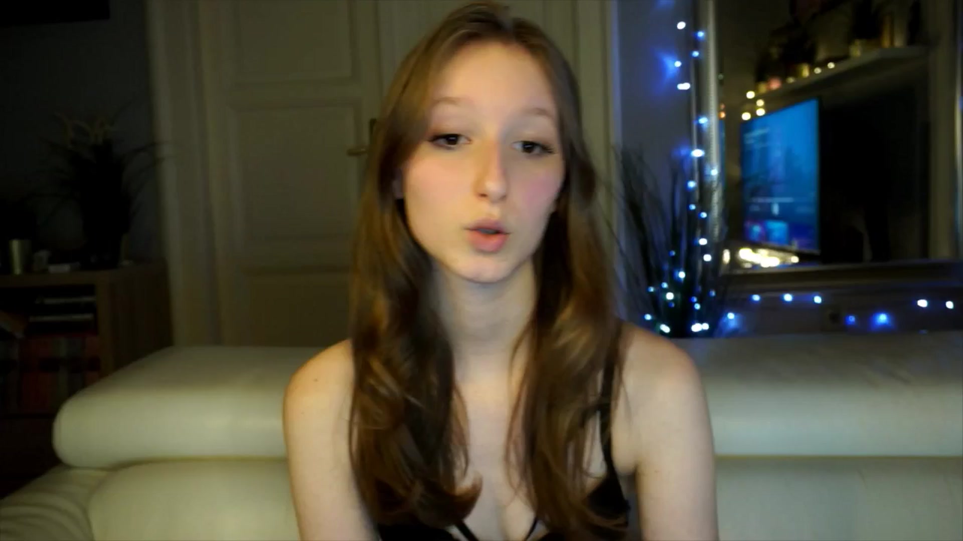 Gallery image thumbnail from Sw33t_g1rl's myfreecams stream on, 02/10/2026, 19:11 image 1 of 20