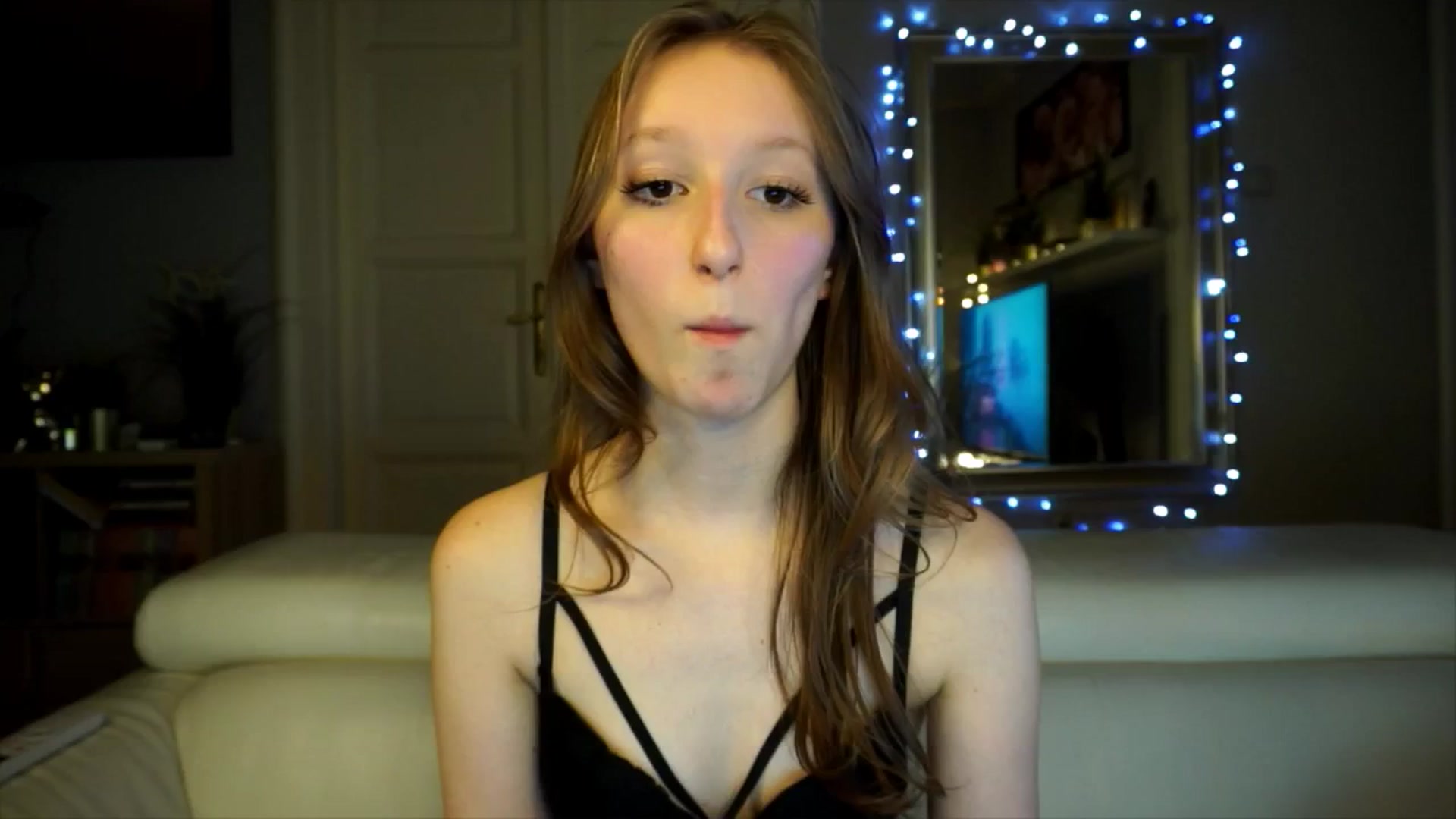 Gallery image thumbnail from Sw33t_g1rl's myfreecams stream on, 02/10/2026, 20:46 image 12 of 20