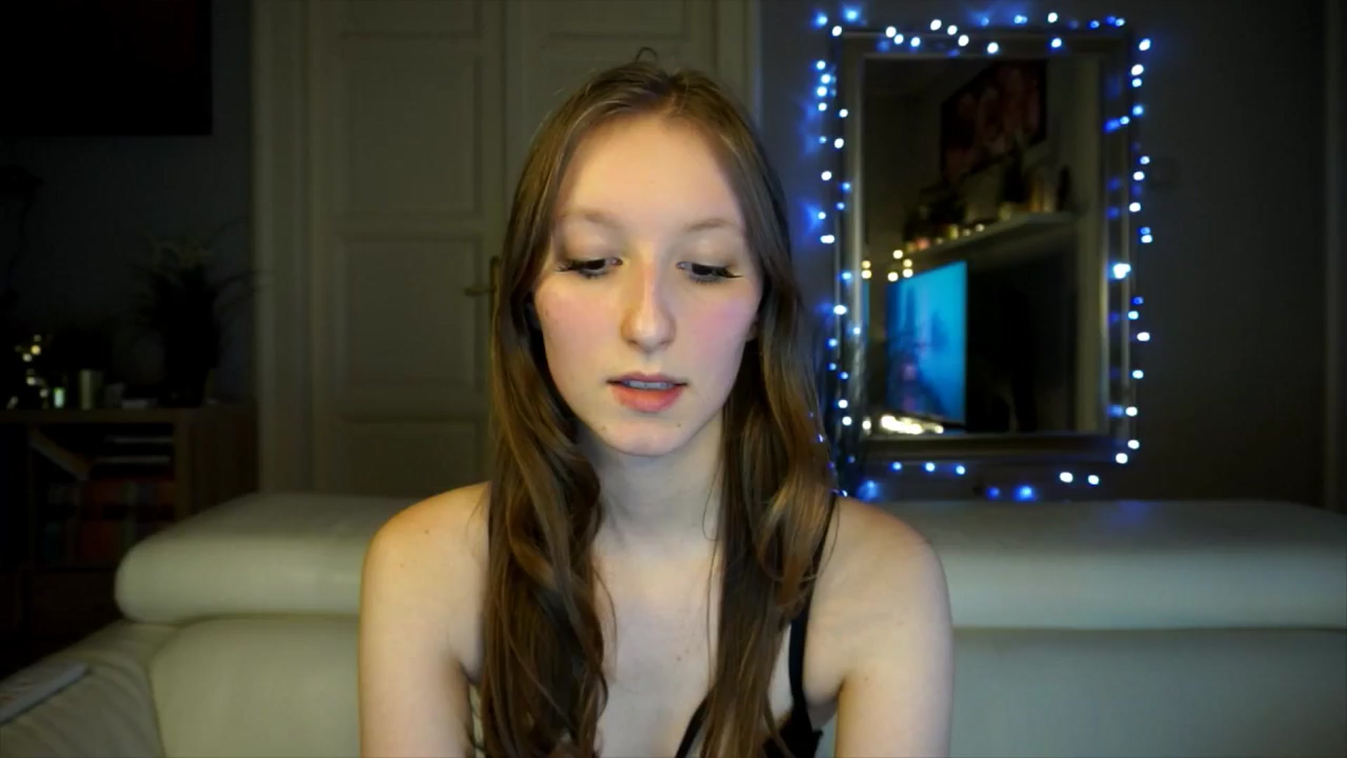 Gallery image thumbnail from Sw33t_g1rl's myfreecams stream on, 02/10/2026, 20:46 image 6 of 20