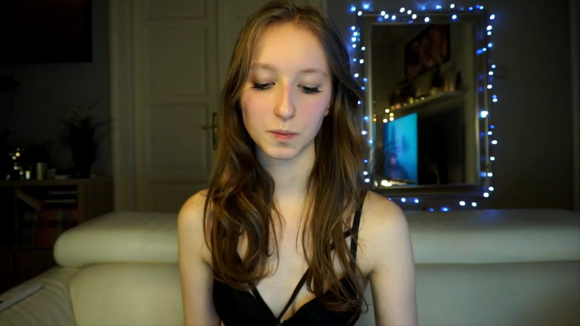 Gallery image thumbnail from Sw33t_g1rl's myfreecams stream on, 02/10/2026, 20:46 image 11 of 20