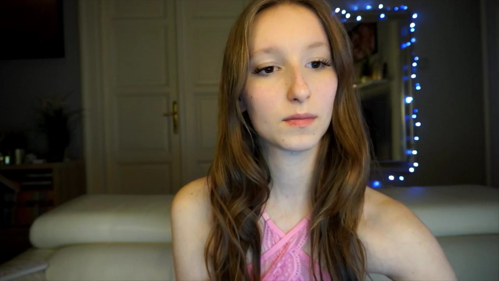 Gallery image thumbnail from Sw33t_g1rl's myfreecams stream on, 02/11/2026, 19:56 image 4 of 20