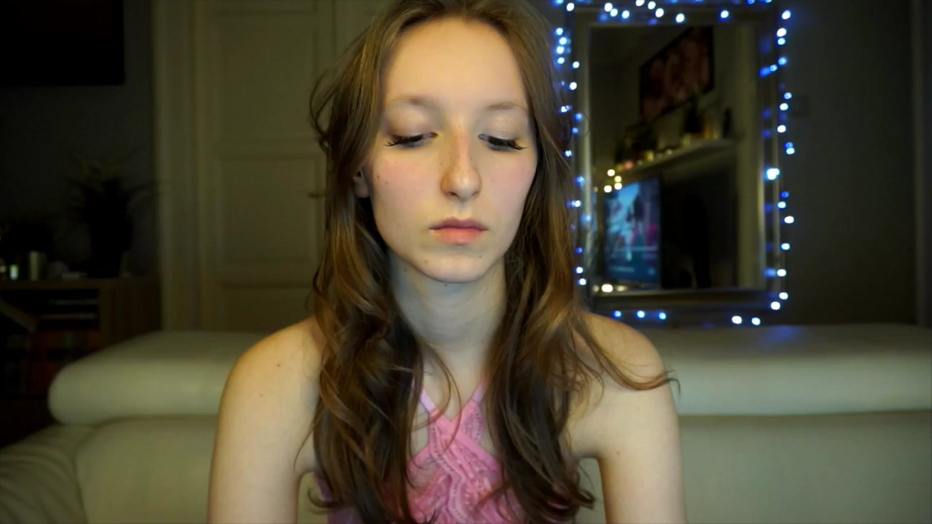 Gallery image thumbnail from Sw33t_g1rl's myfreecams stream on, 02/11/2026, 21:13 image 16 of 20