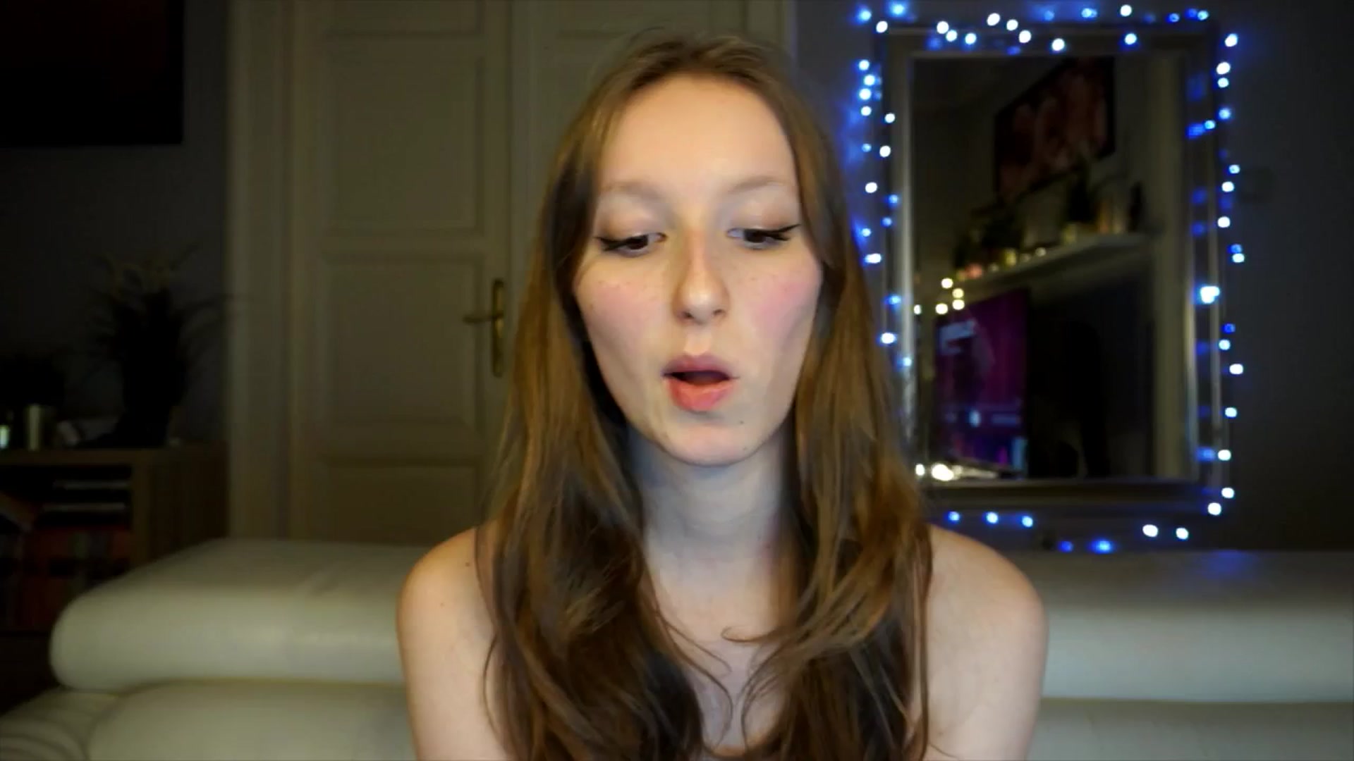 Gallery image thumbnail from Sw33t_g1rl's myfreecams stream on, 02/12/2026, 18:46 image 14 of 20