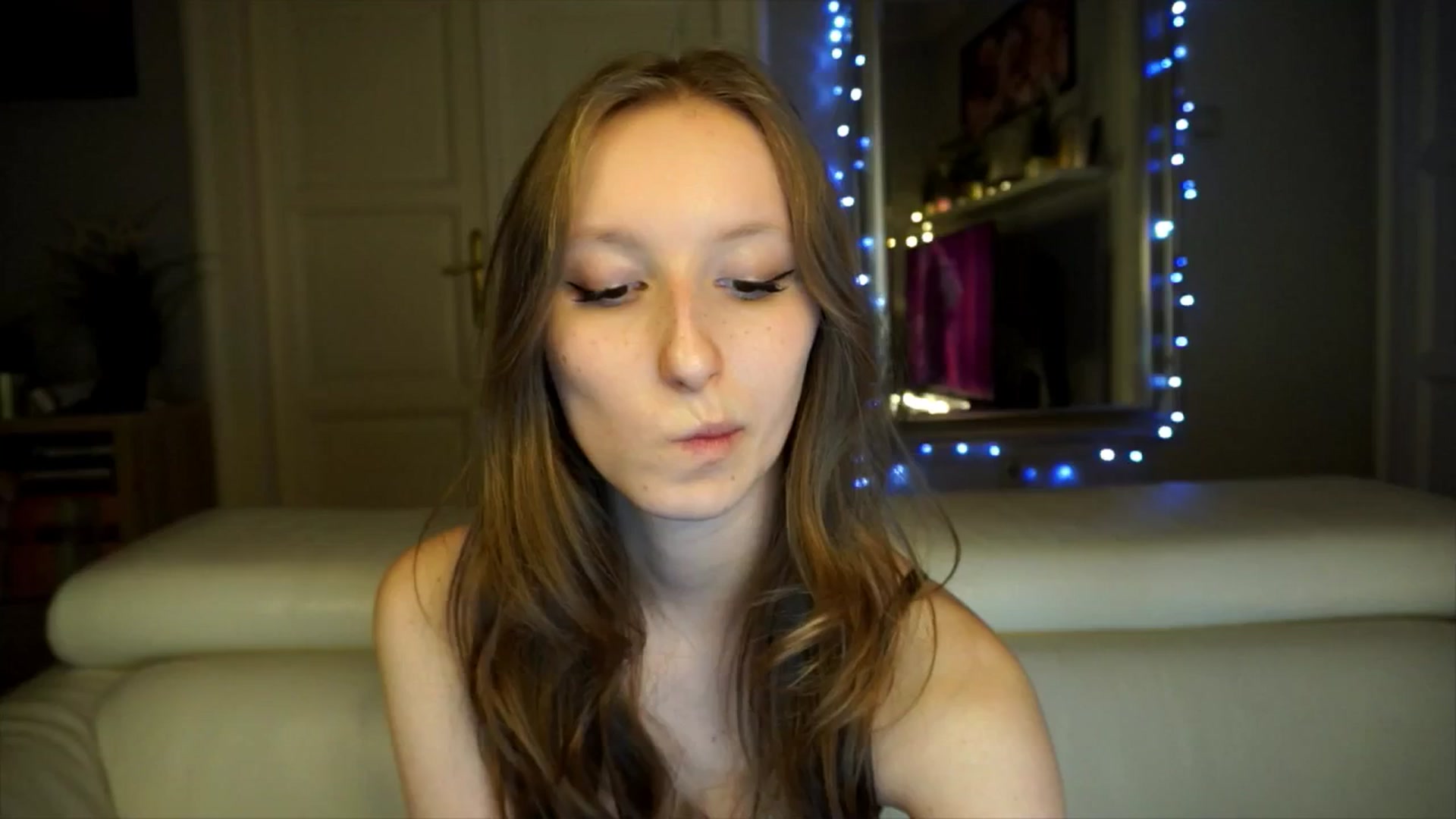 Gallery image thumbnail from Sw33t_g1rl's myfreecams stream on, 02/12/2026, 21:30 image 8 of 20