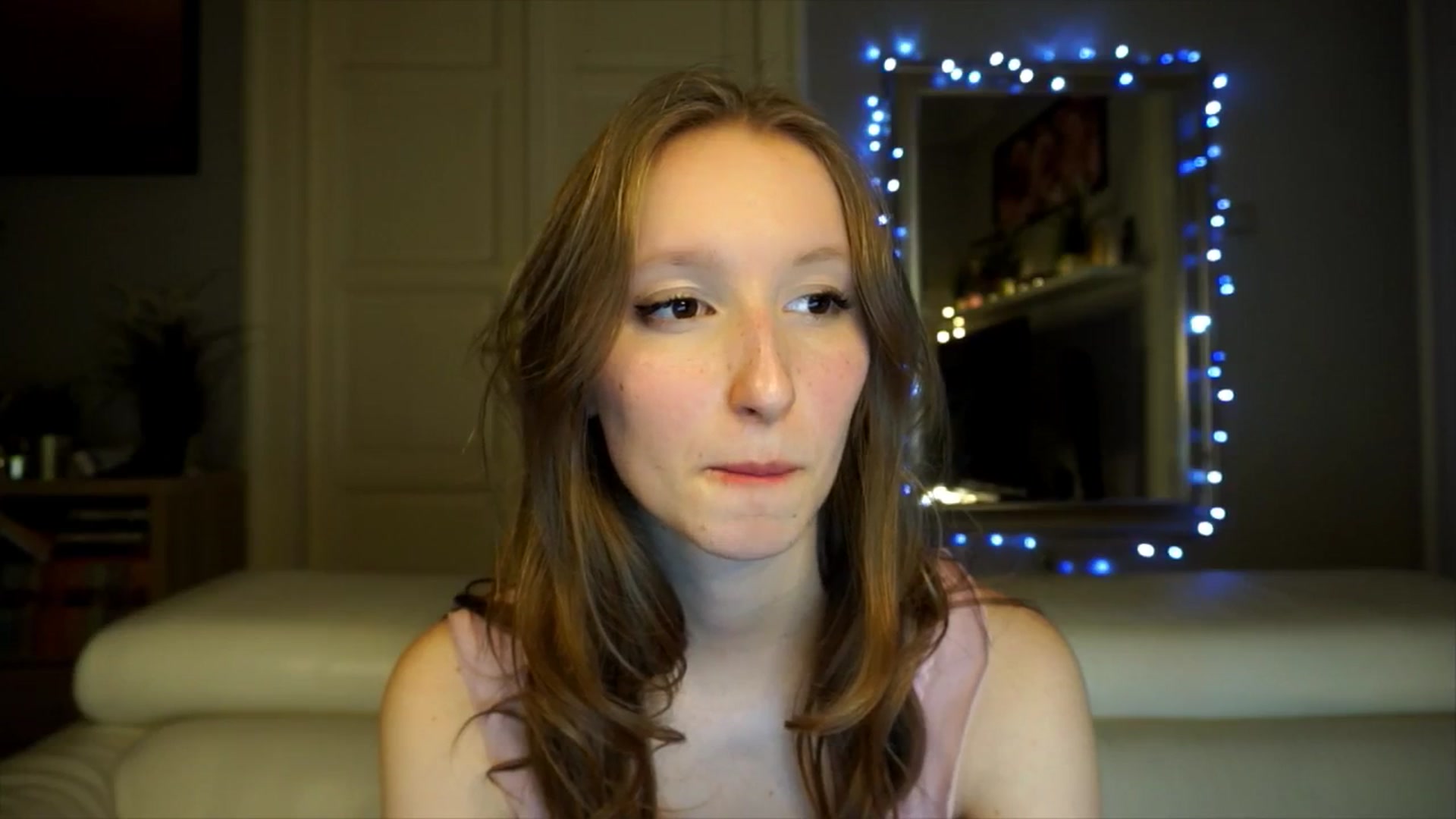 Gallery image thumbnail from Sw33t_g1rl's myfreecams stream on, 02/13/2026, 18:14 image 12 of 20