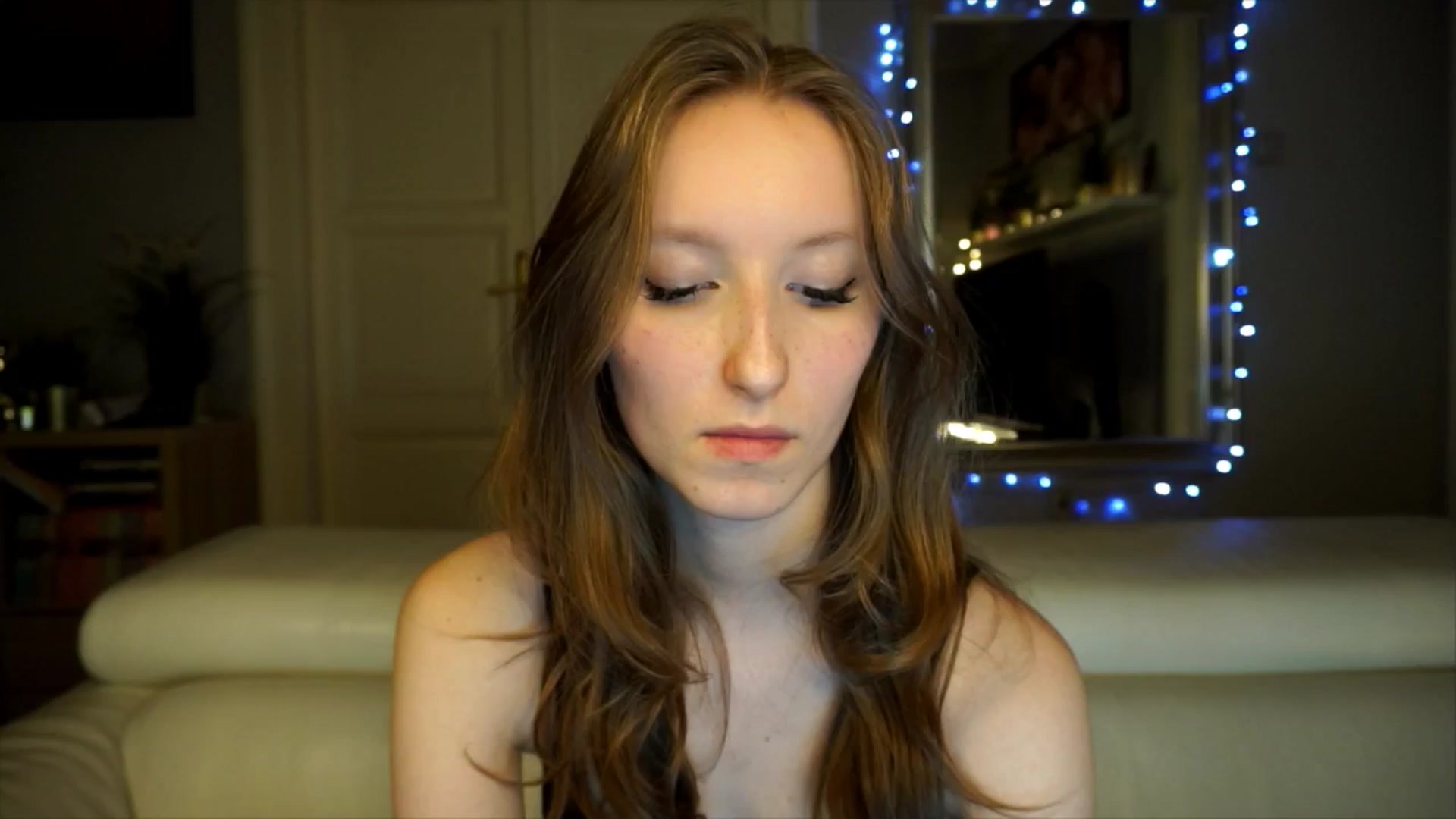 Gallery image thumbnail from Sw33t_g1rl's myfreecams stream on, 02/13/2026, 19:11 image 7 of 20