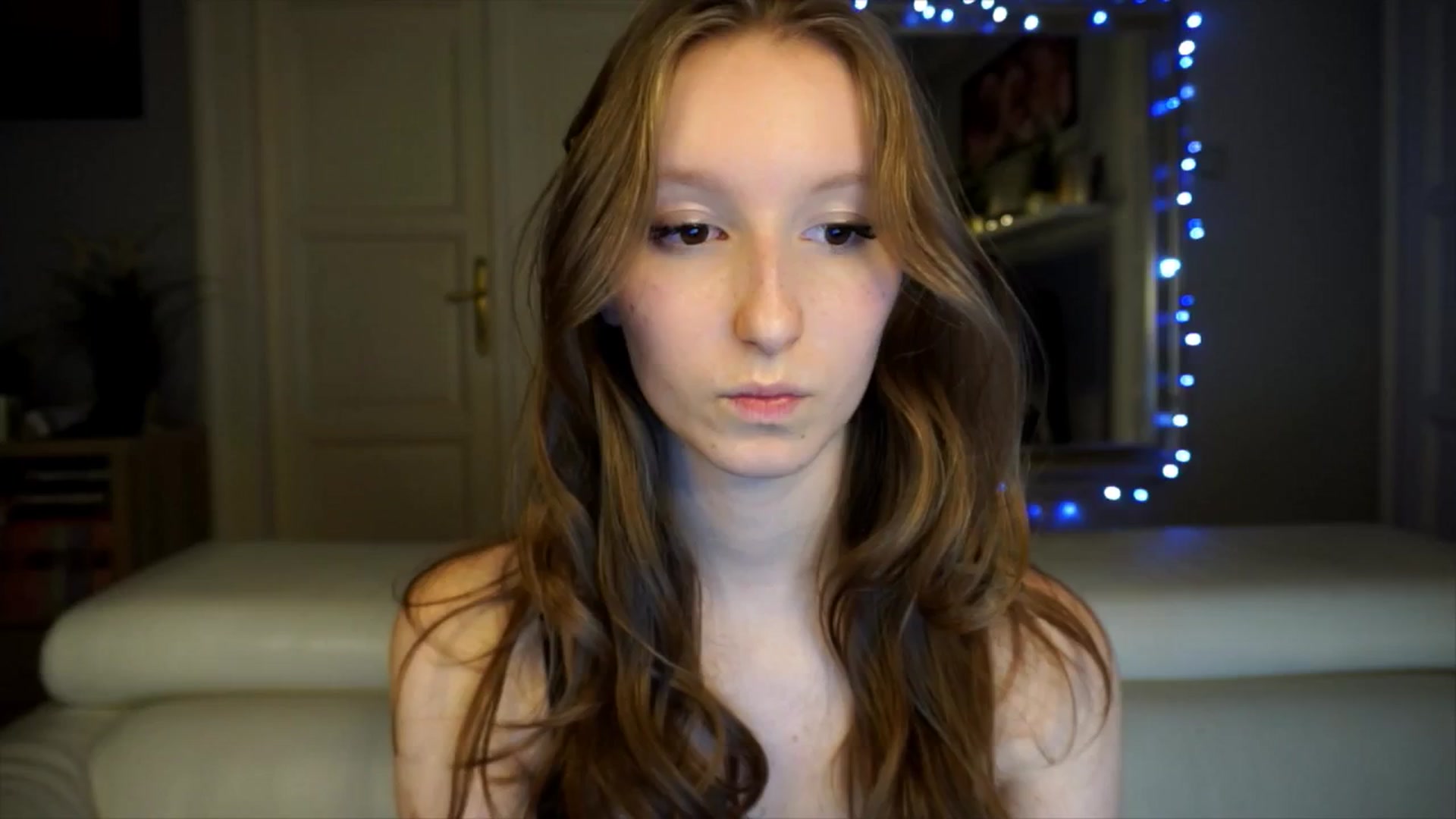 Gallery image thumbnail from Sw33t_g1rl's myfreecams stream on, 02/13/2026, 19:40 image 6 of 20